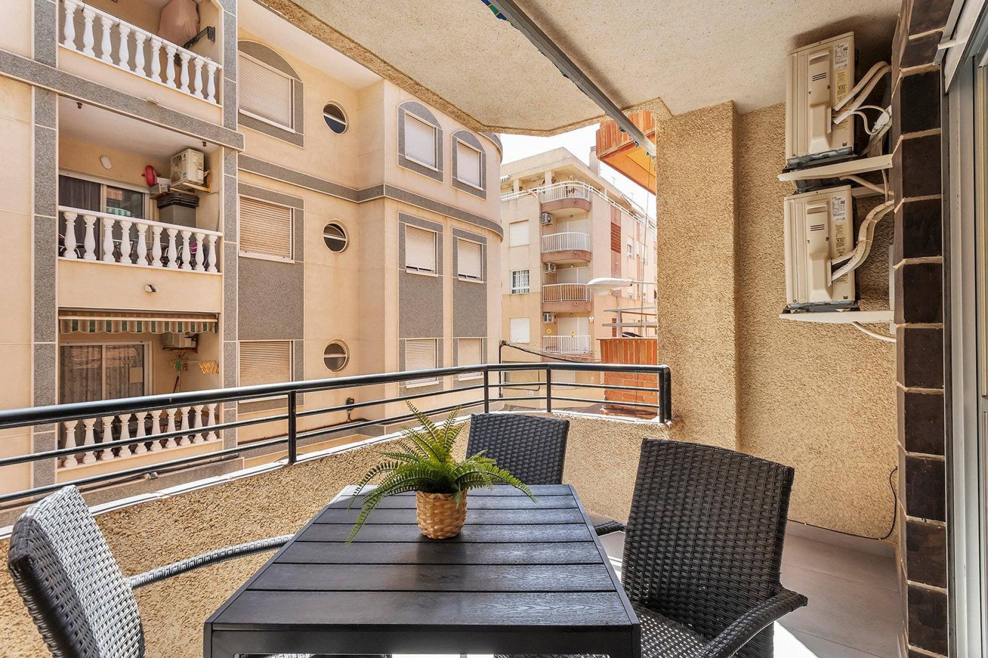 Resale - Apartment -
Torrevieja - Playa de los Locos