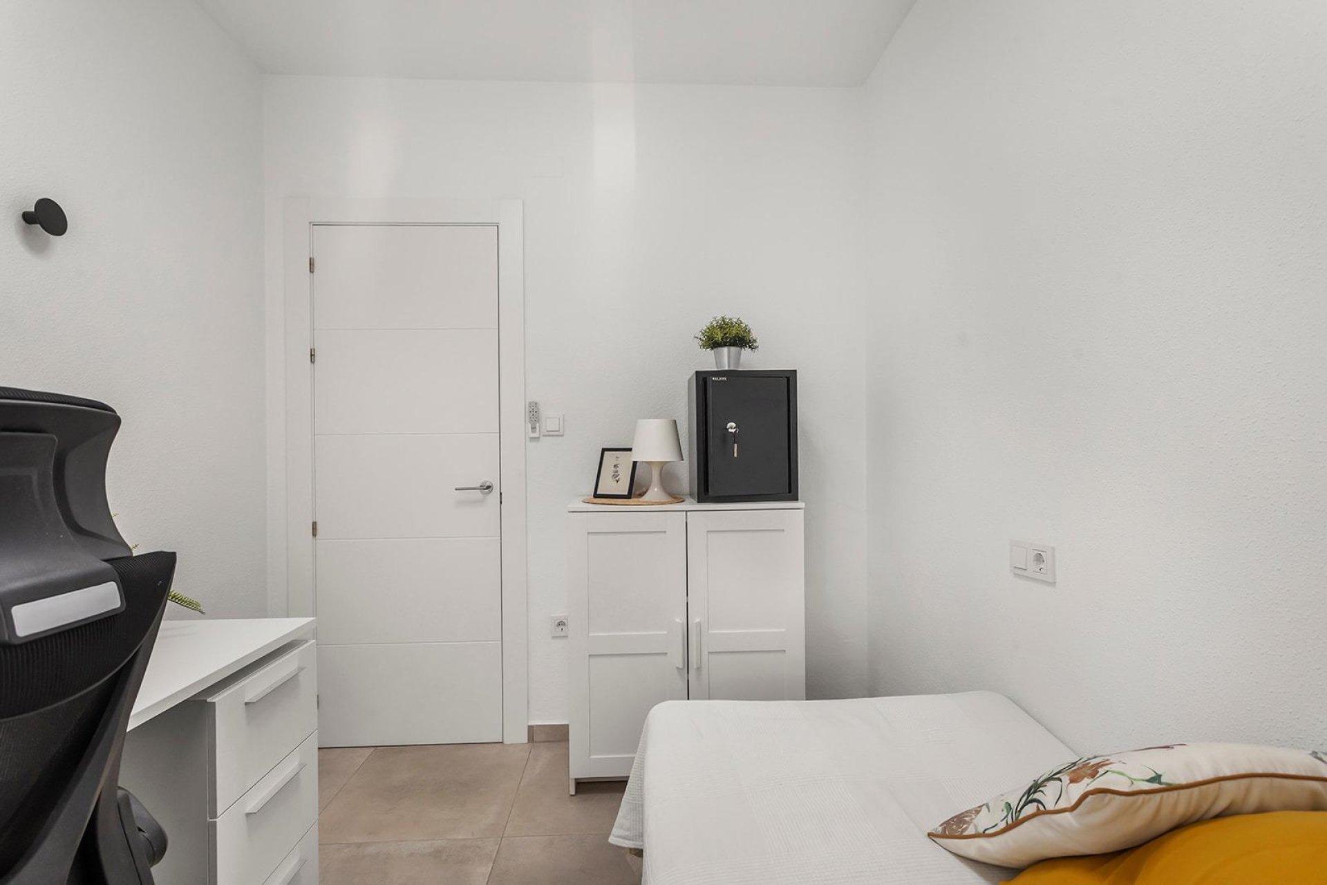 Resale - Apartment -
Torrevieja - Playa de los Locos