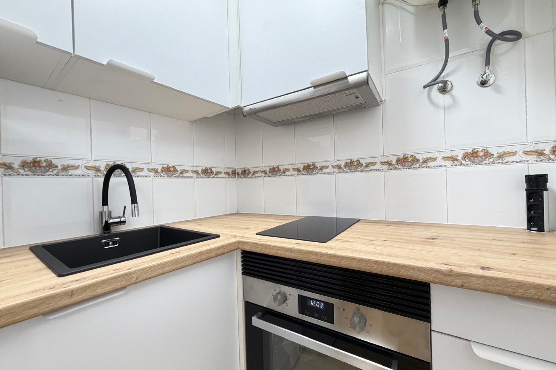 Resale - Apartment -
Torrevieja - Playa de los Locos