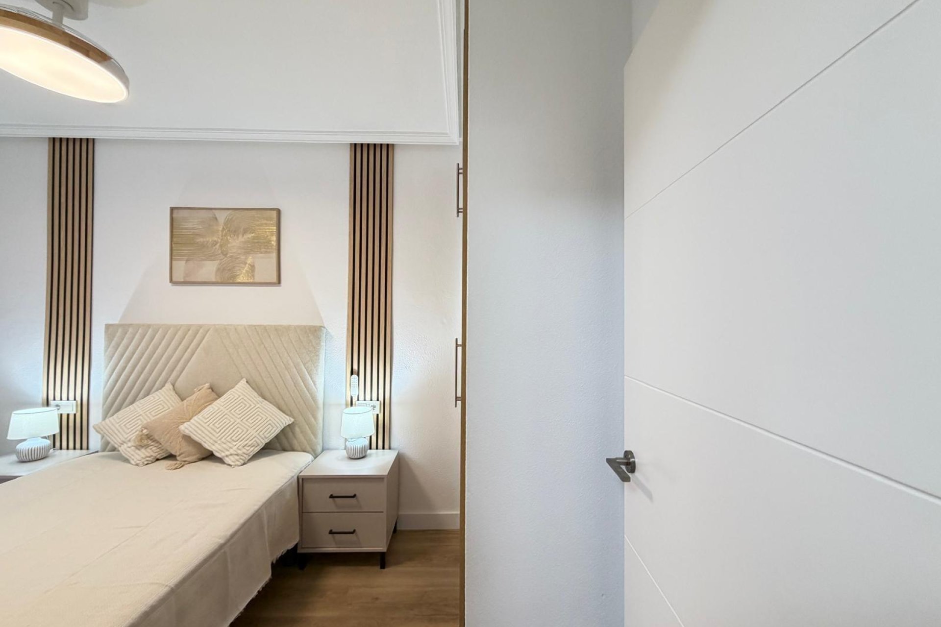 Resale - Apartment -
Torrevieja - Playa de los Locos