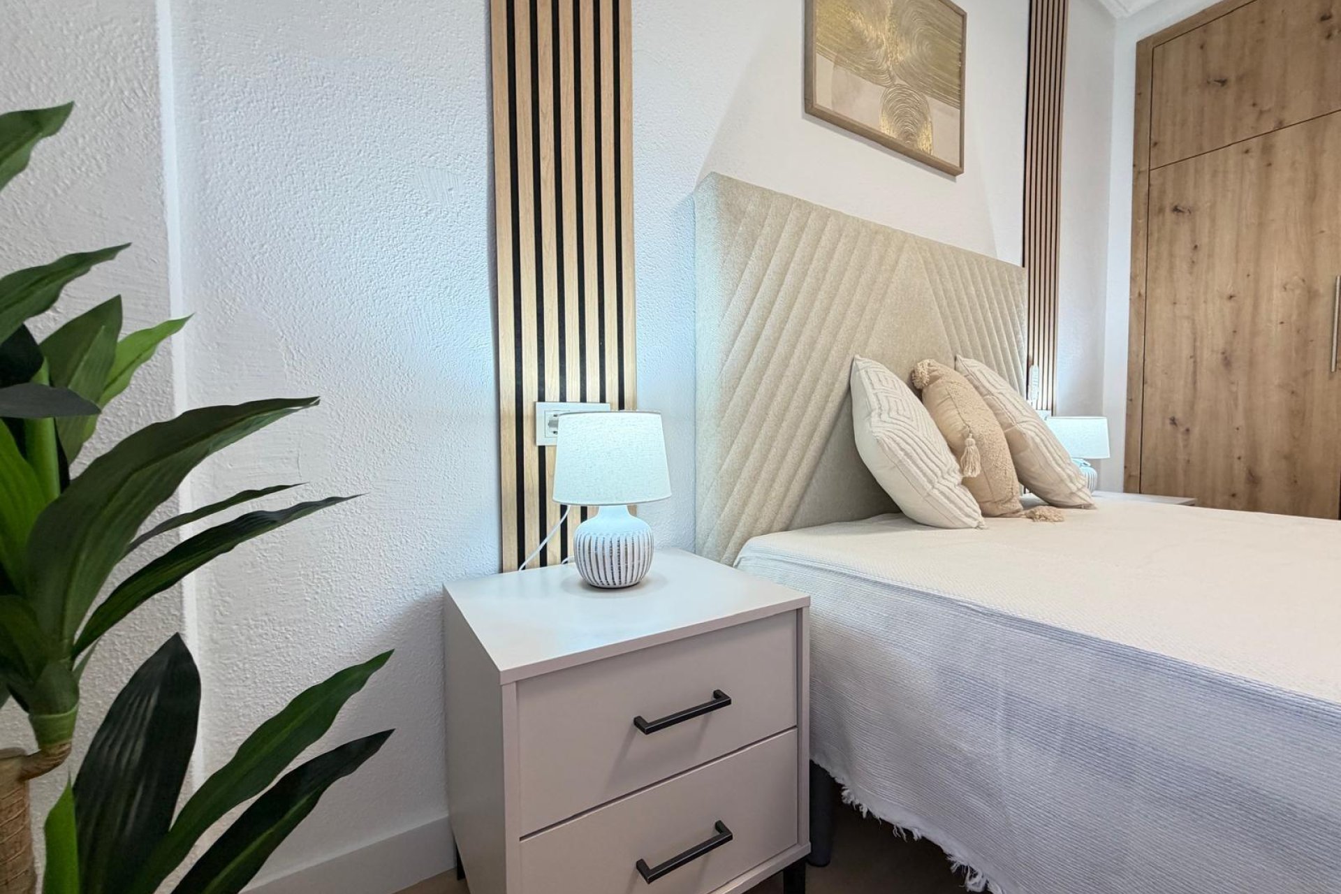 Resale - Apartment -
Torrevieja - Playa de los Locos