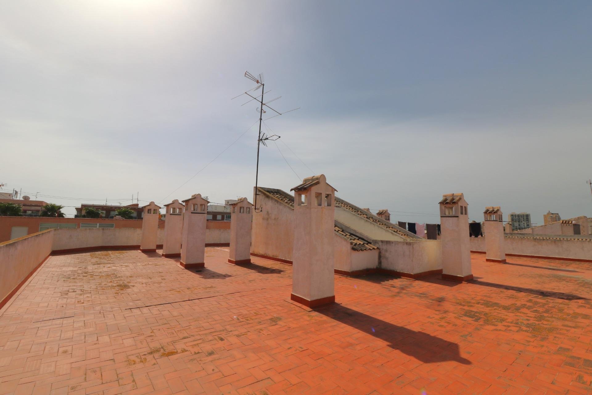 Resale - Apartment -
Torrevieja - Playa De Los Naufragos