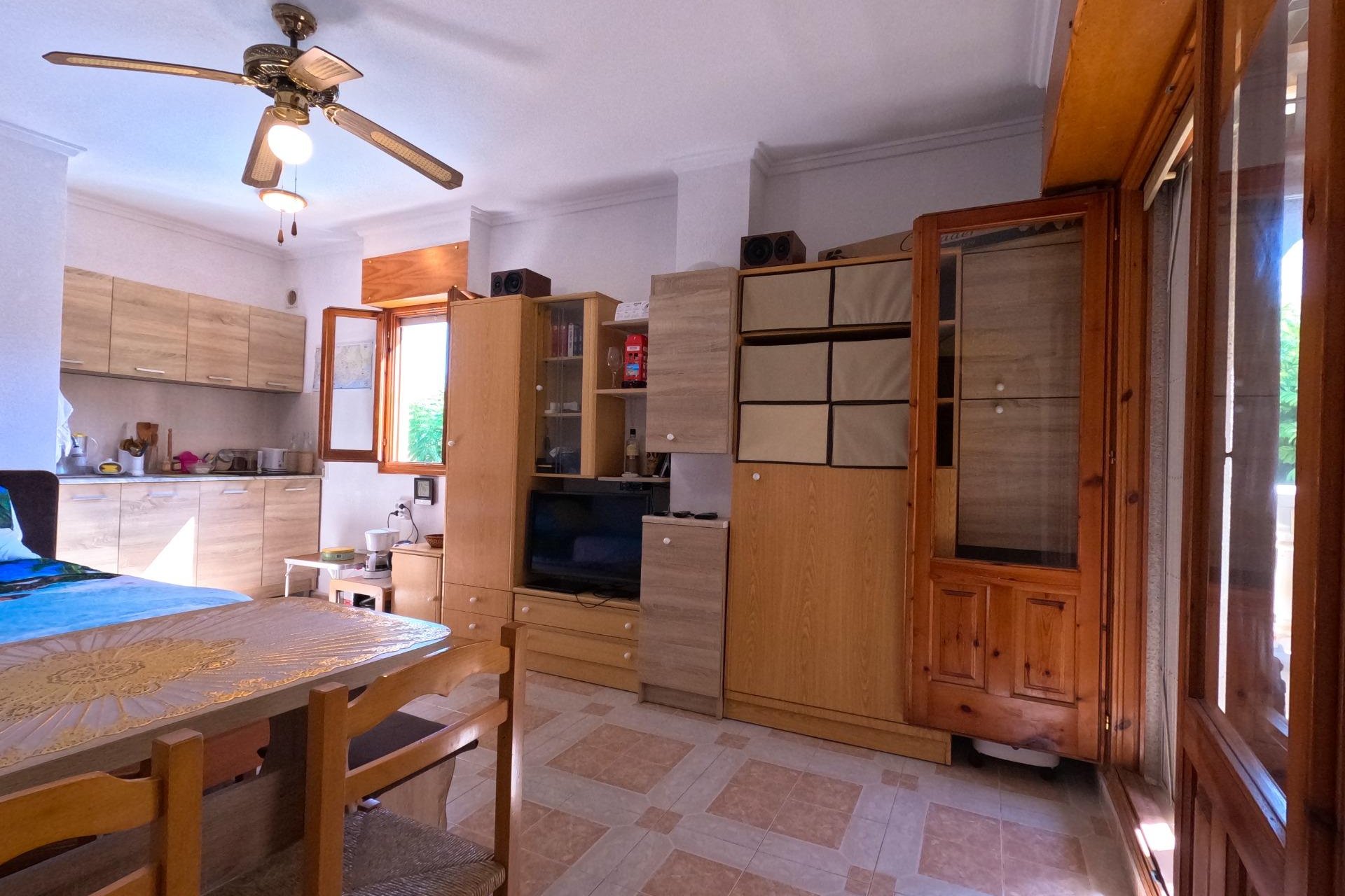 Resale - Apartment -
Torrevieja - Playa del Cura