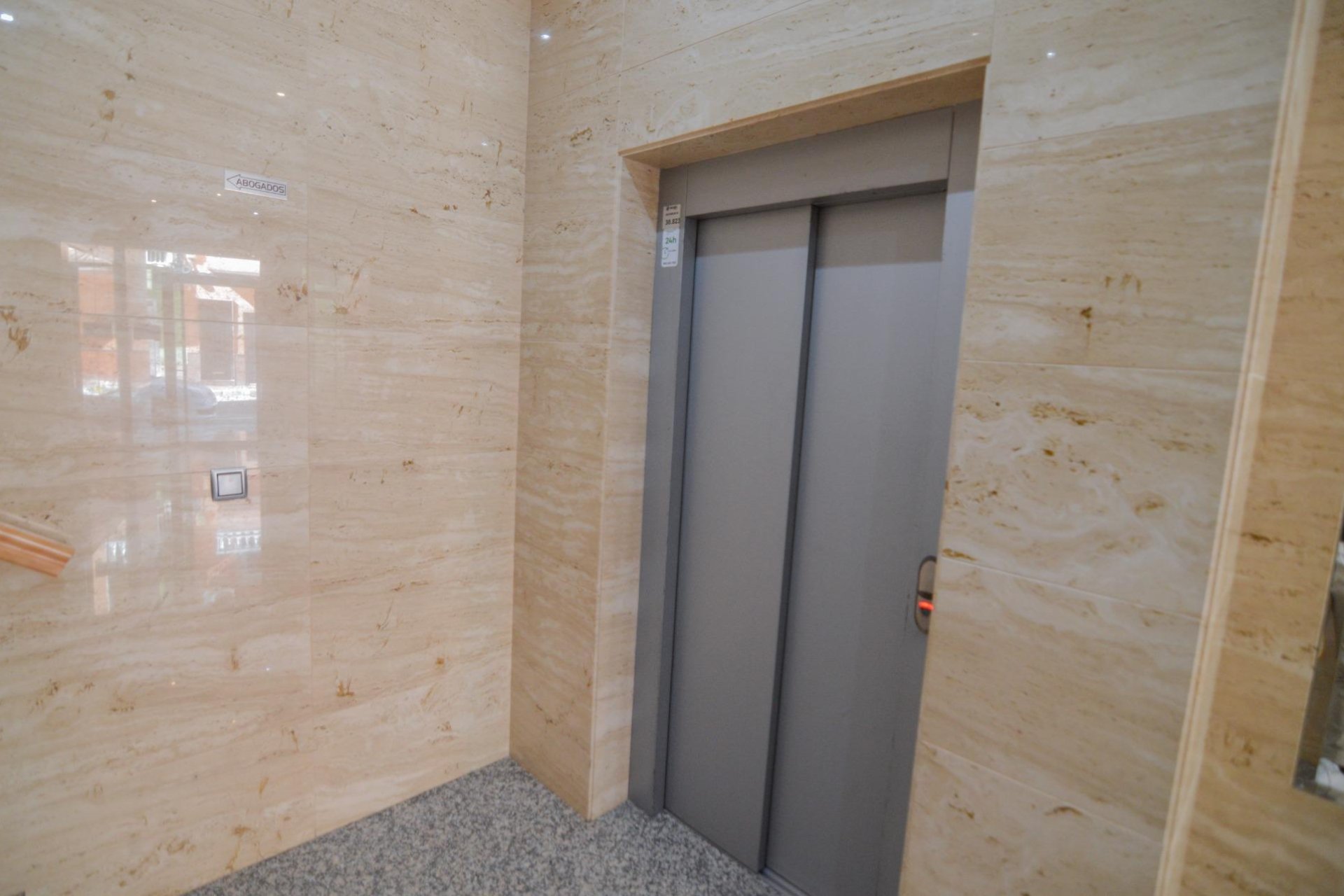 Resale - Apartment -
Torrevieja - Playa del Cura