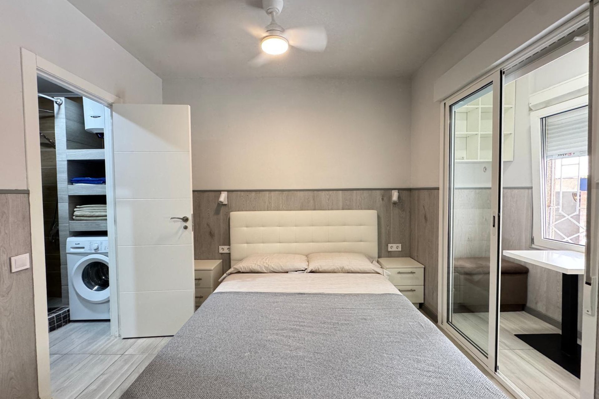 Resale - Apartment -
Torrevieja - Playa del Cura