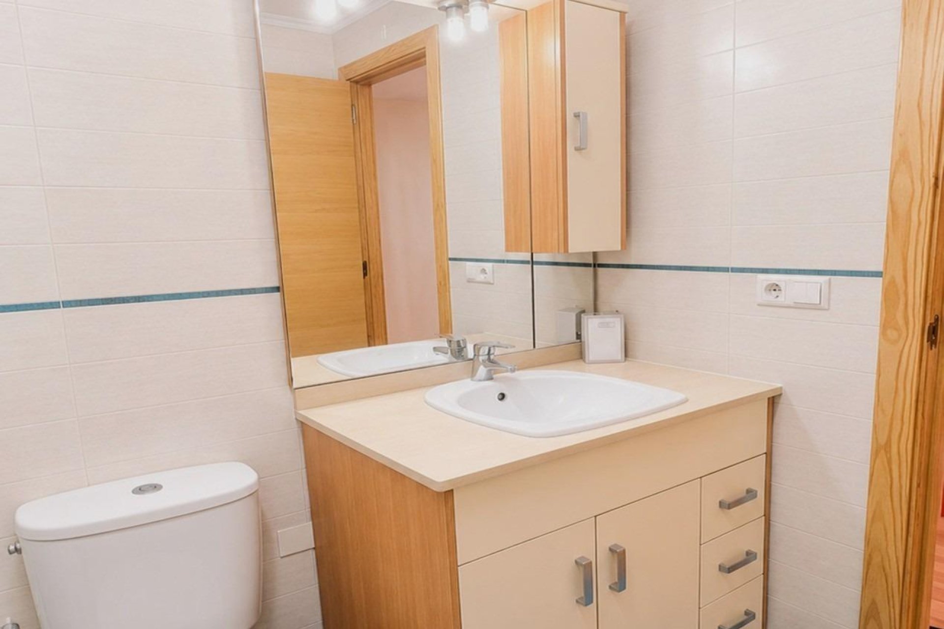 Resale - Apartment -
Torrevieja - Playa del Cura