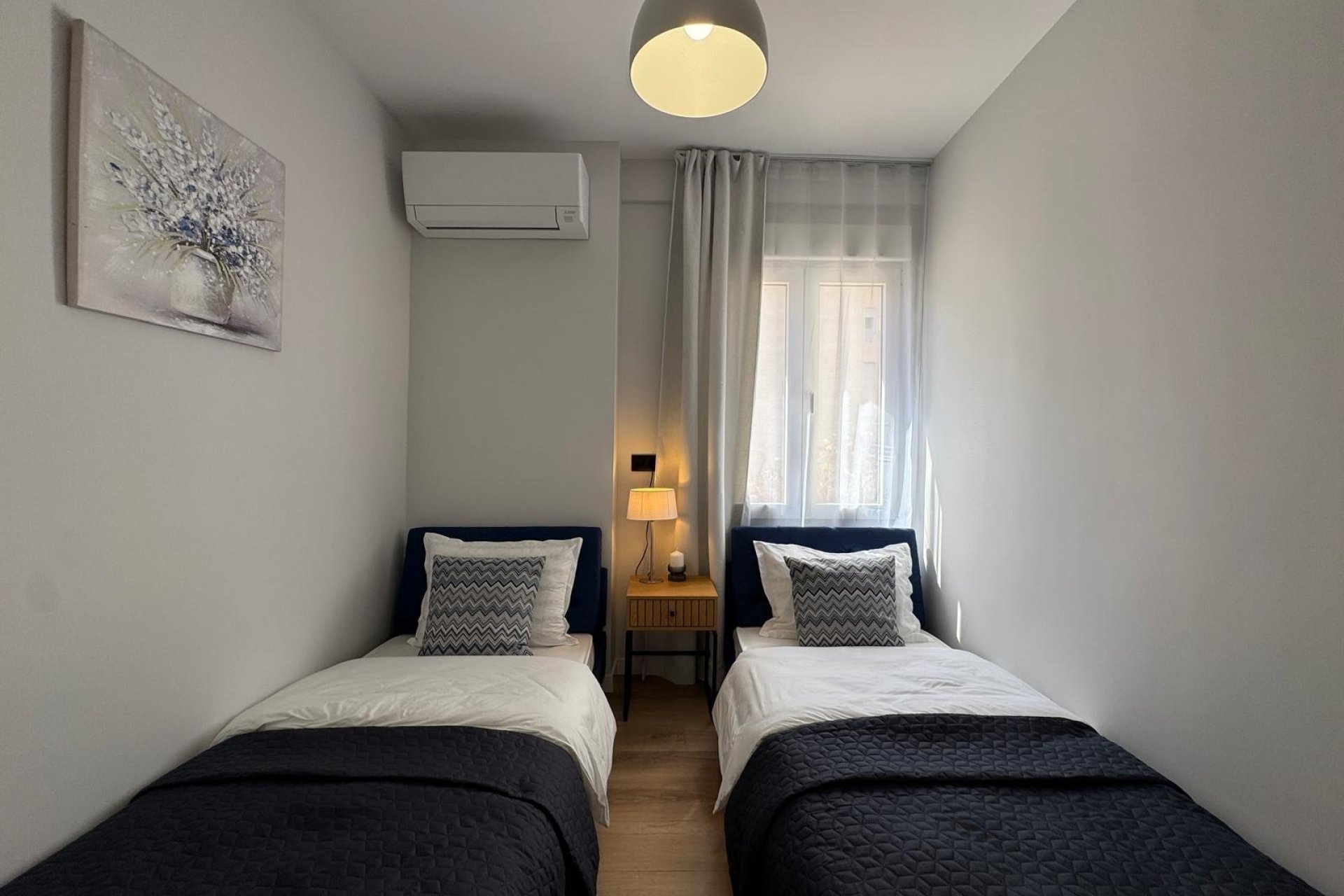 Resale - Apartment -
Torrevieja - Playa del Cura