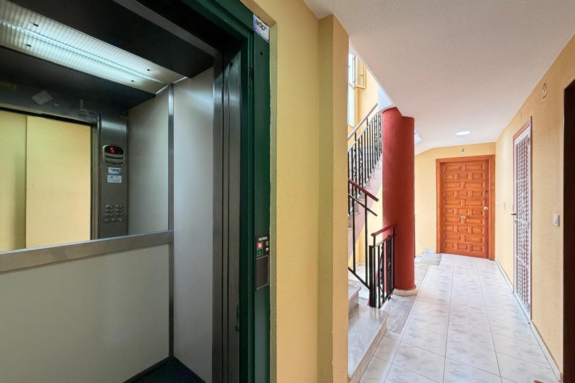 Resale - Apartment -
Torrevieja - Playa del Cura