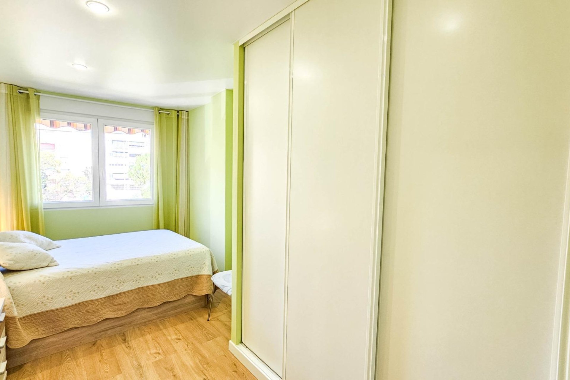 Resale - Apartment -
Torrevieja - Playa del Cura