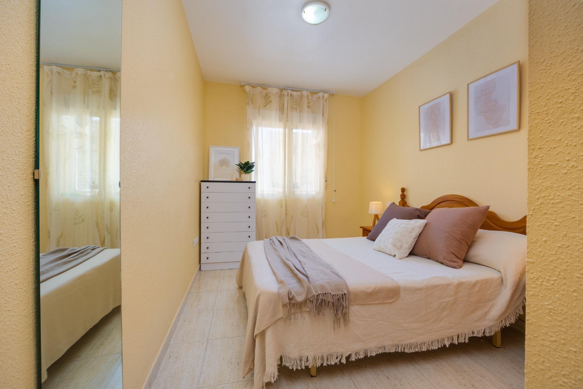 Resale - Apartment -
Torrevieja - Playa del Cura