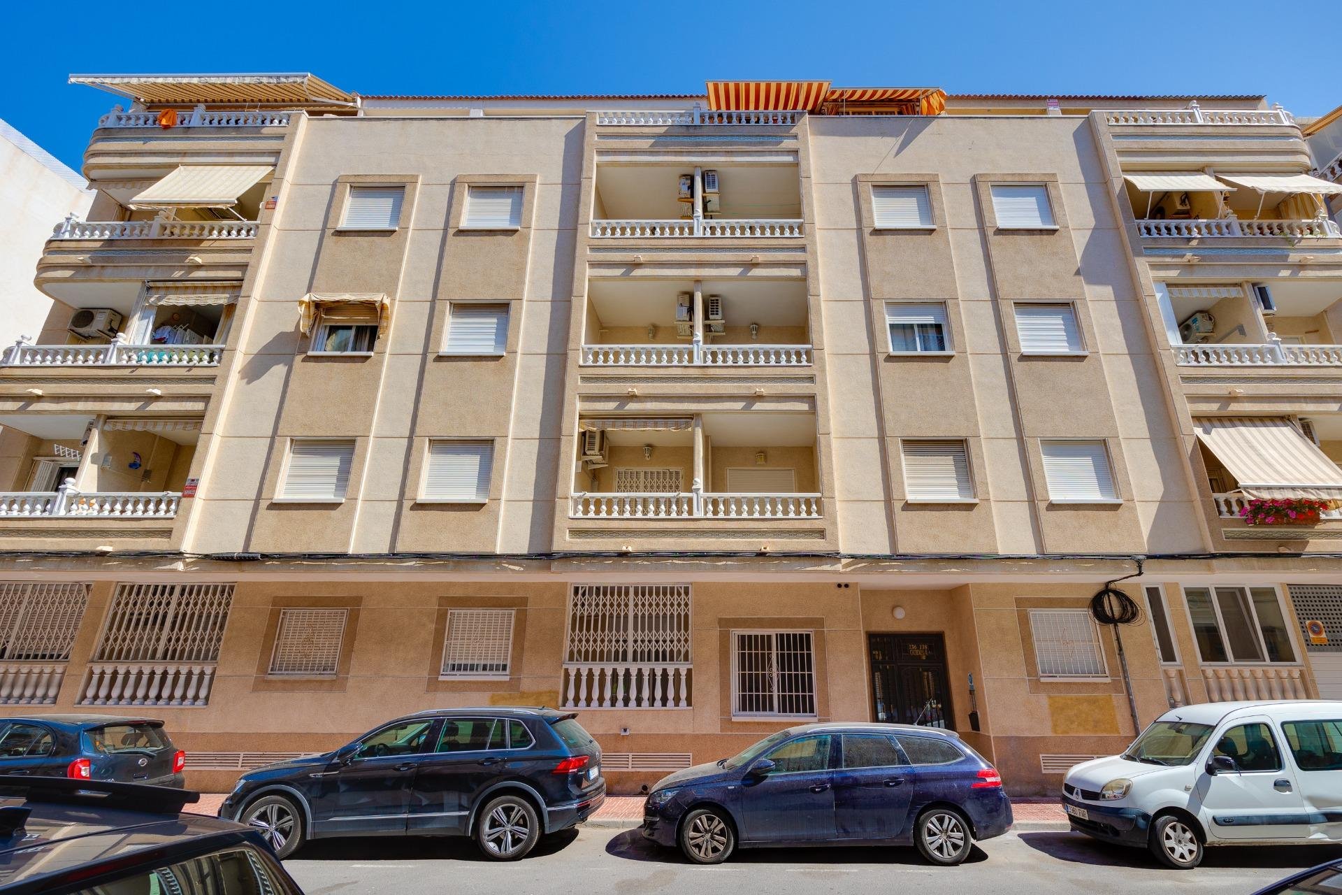 Resale - Apartment -
Torrevieja - Playa del Cura