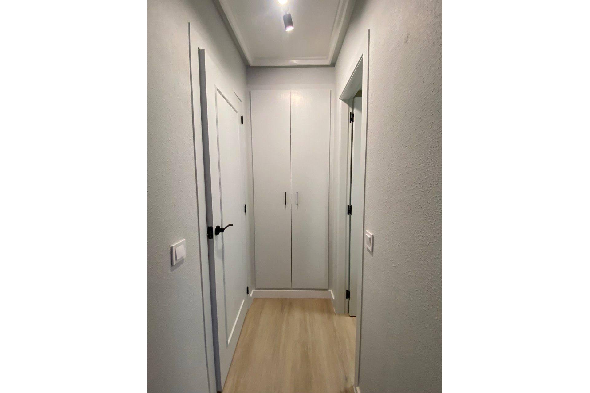 Resale - Apartment -
Torrevieja - Playa del Cura