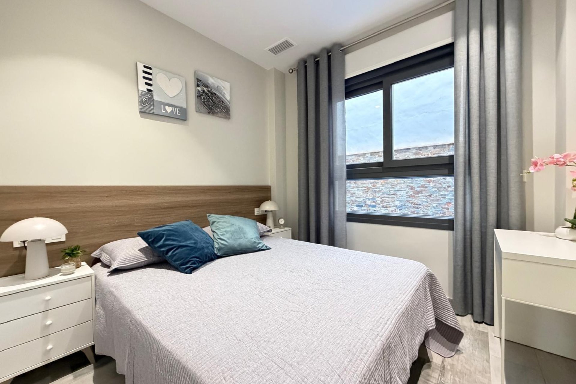 Resale - Apartment -
Torrevieja - Playa del Cura