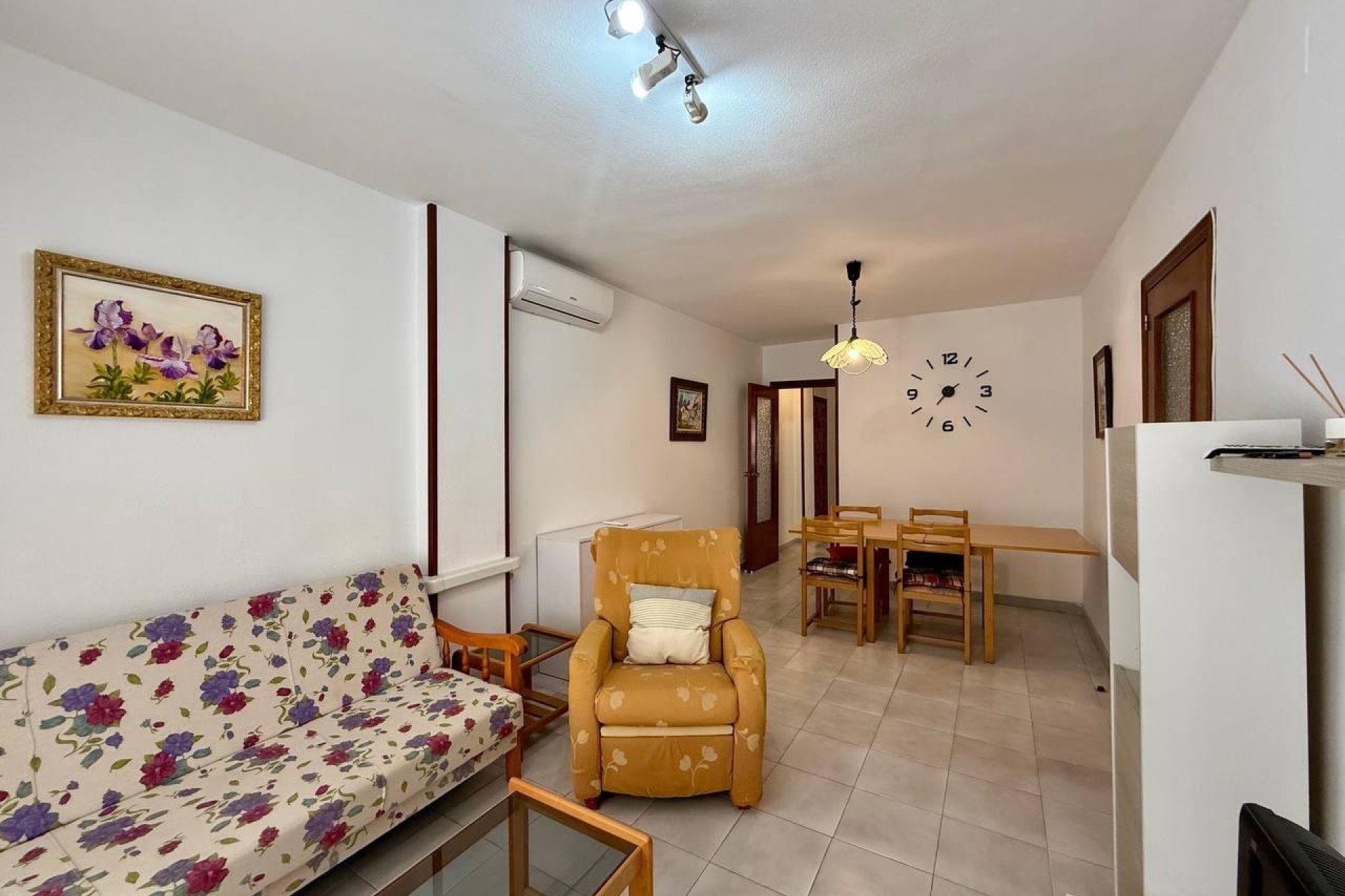 Resale - Apartment -
Torrevieja - Playa del Cura