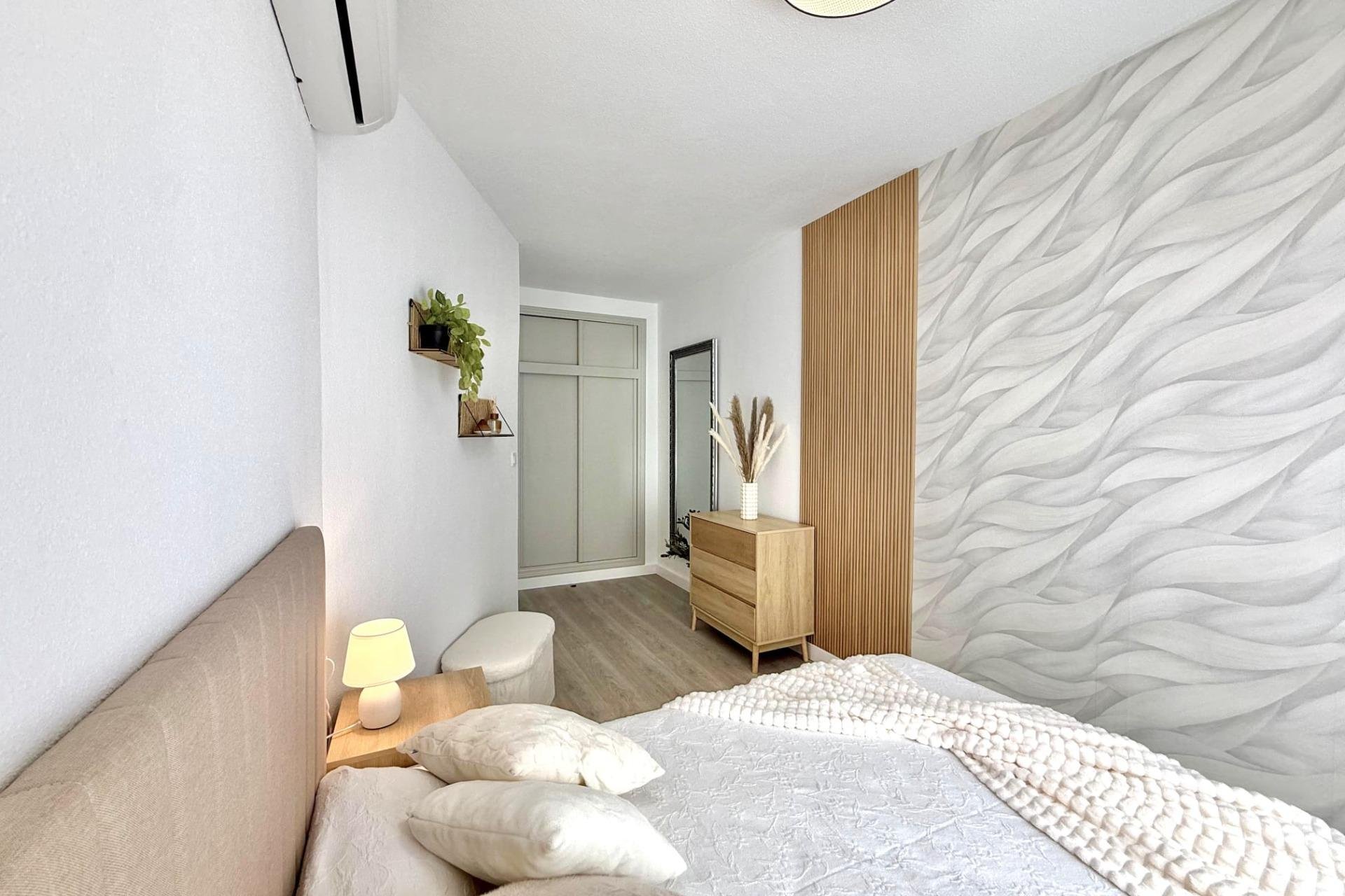 Resale - Apartment -
Torrevieja - Playa del Cura