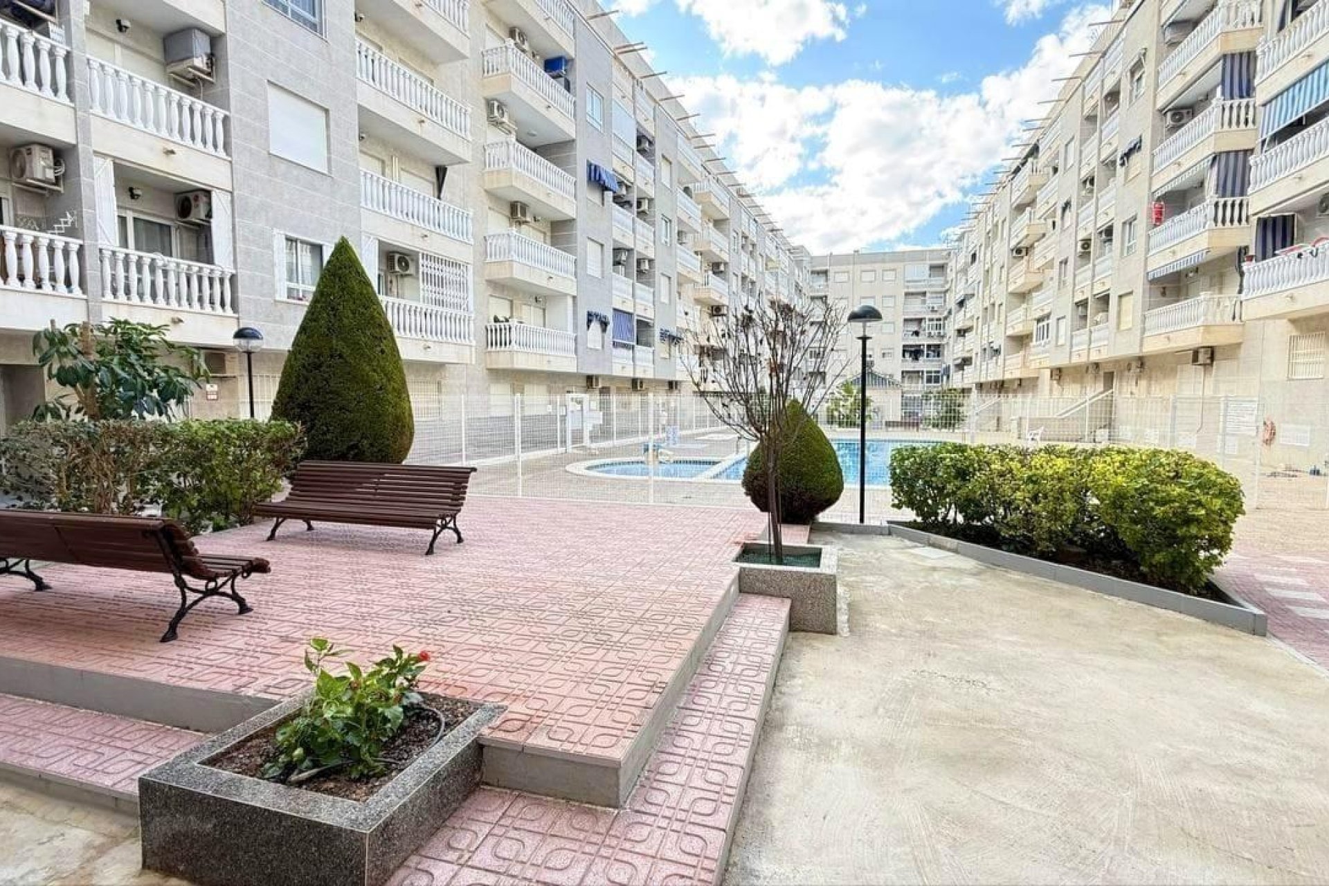 Resale - Apartment -
Torrevieja - Playa del Cura