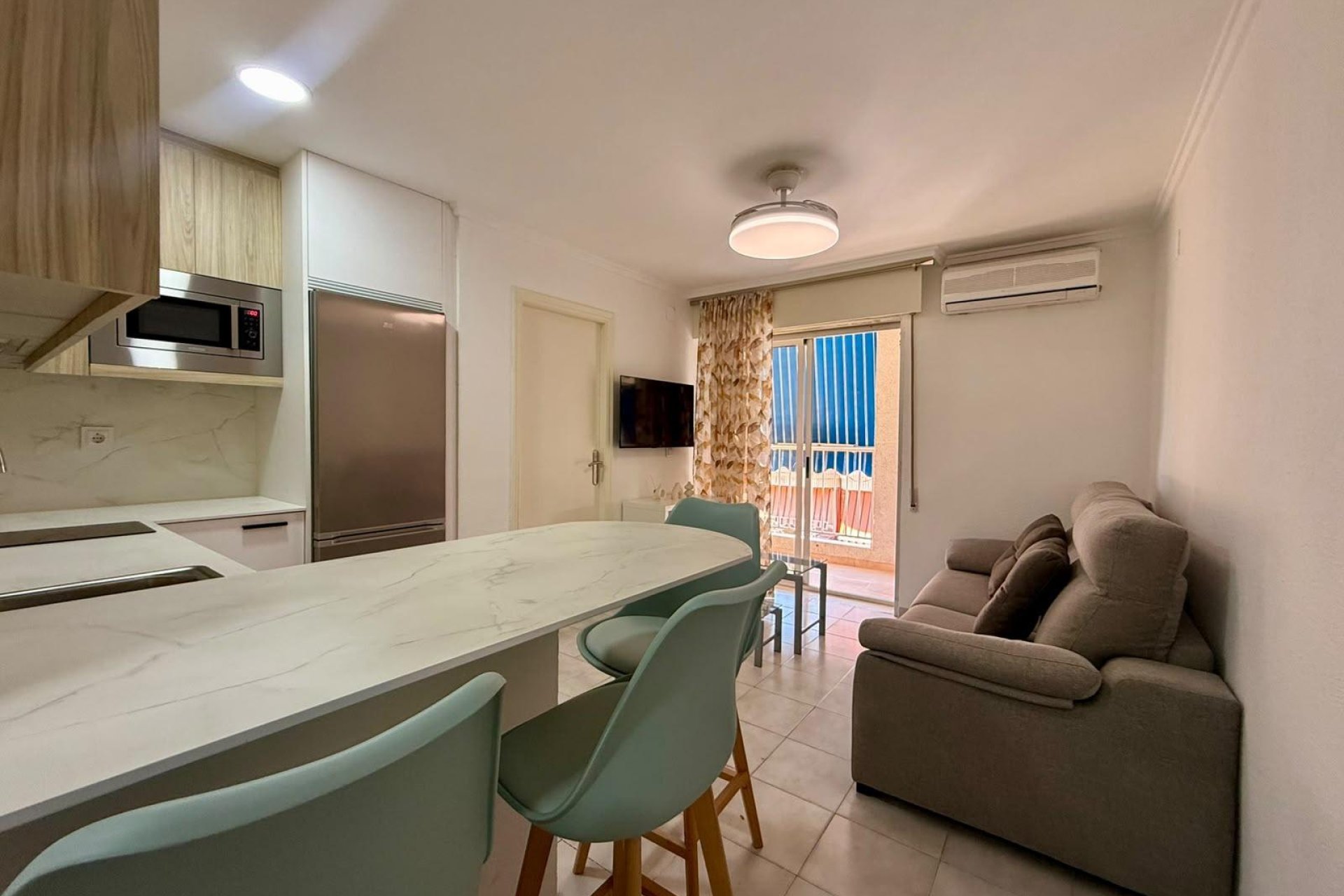 Resale - Apartment -
Torrevieja - Playa del Cura