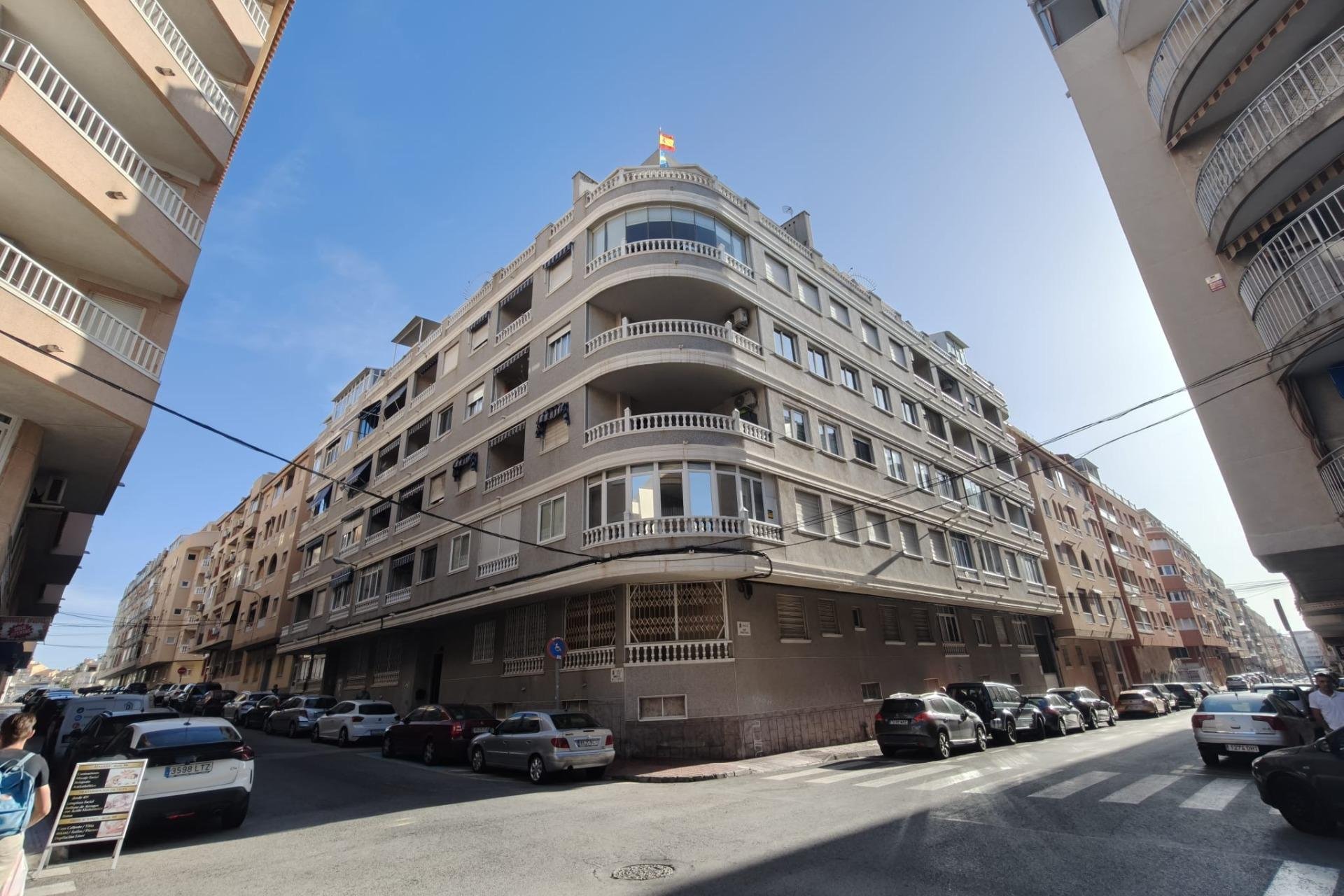 Resale - Apartment -
Torrevieja - Playa del Cura