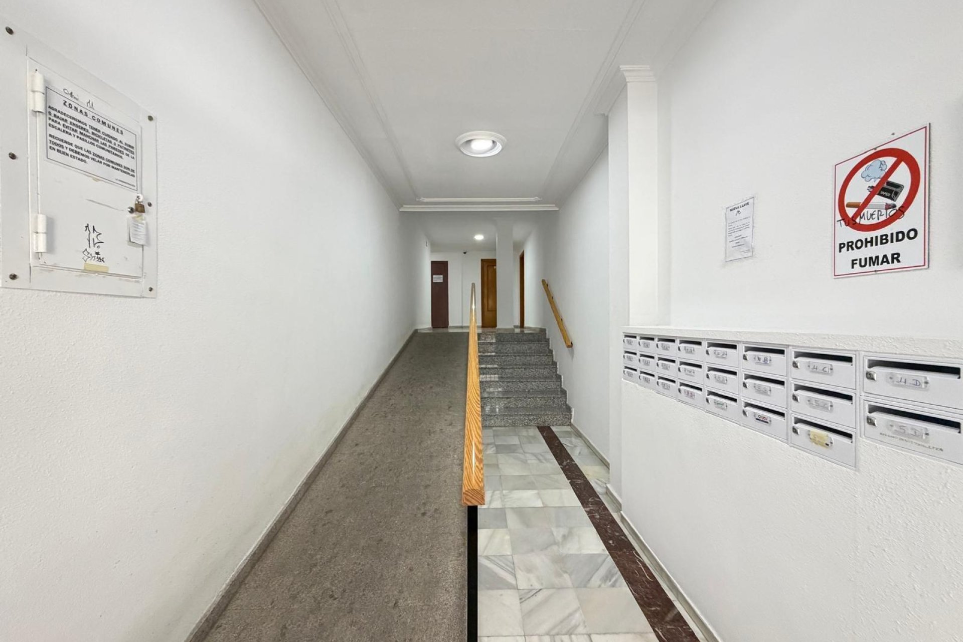 Resale - Apartment -
Torrevieja - Playa del Cura