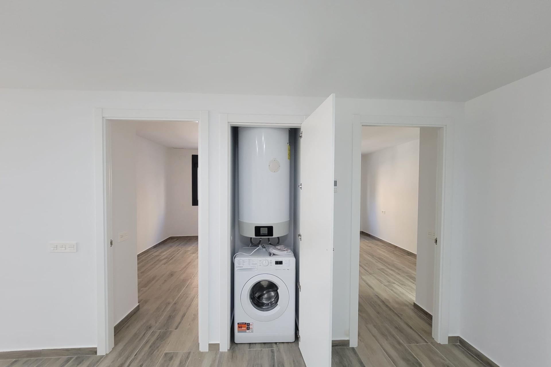 Resale - Apartment -
Torrevieja - Playa del Cura