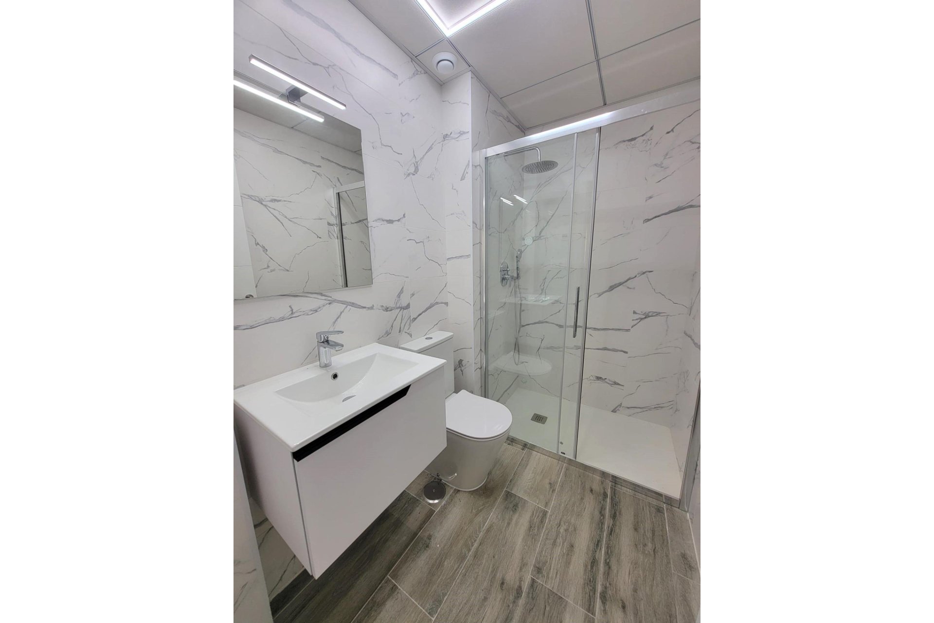 Resale - Apartment -
Torrevieja - Playa del Cura