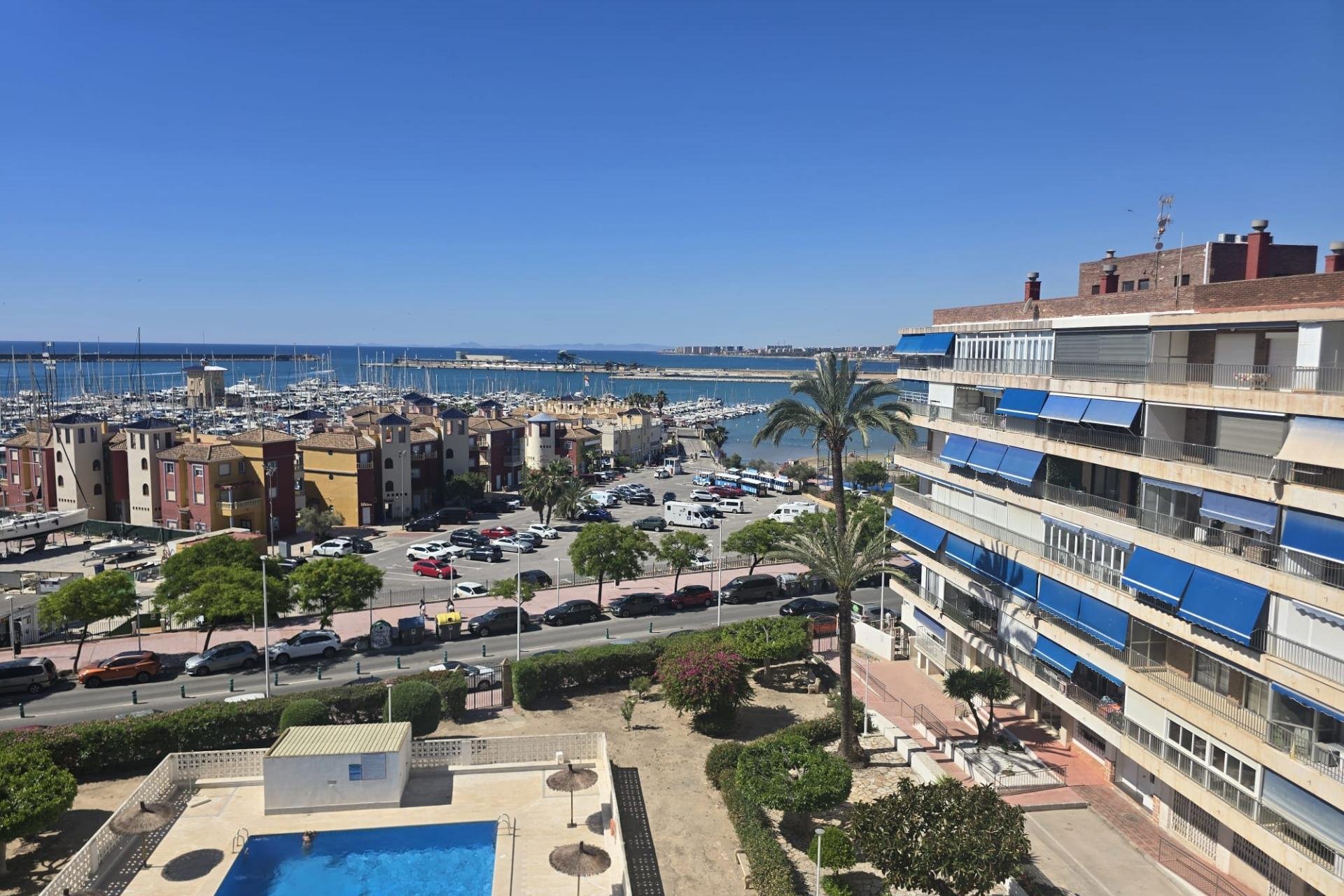 Resale - Apartment -
Torrevieja - Puerto Deportivo Marina Salinas