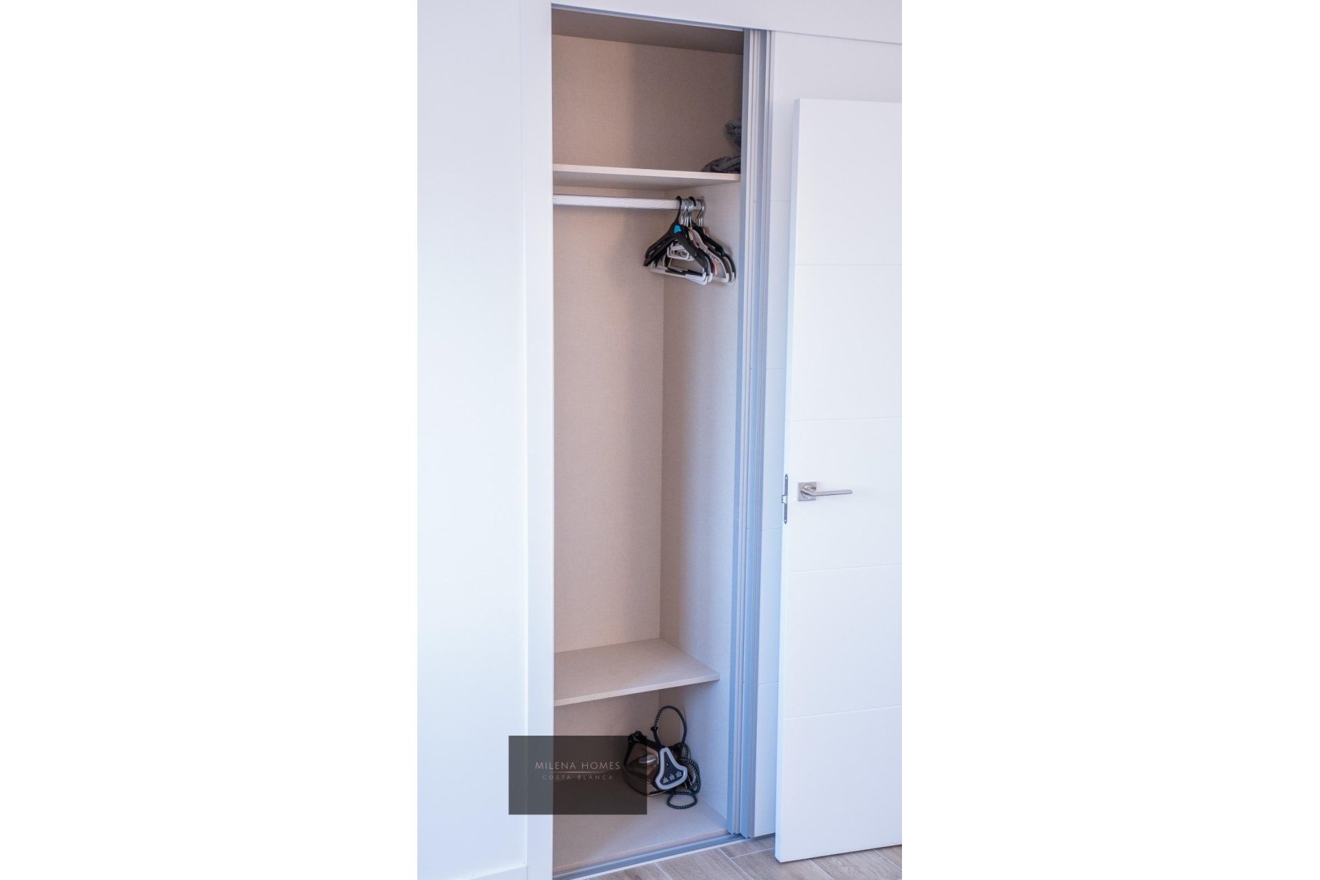 Resale - Apartment -
Torrevieja - Punta Prima