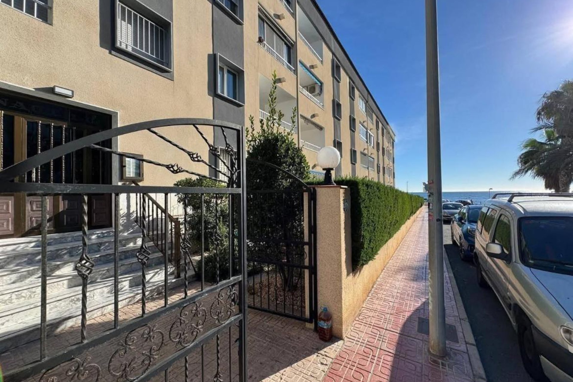 Resale - Apartment -
Torrevieja - Punta Prima
