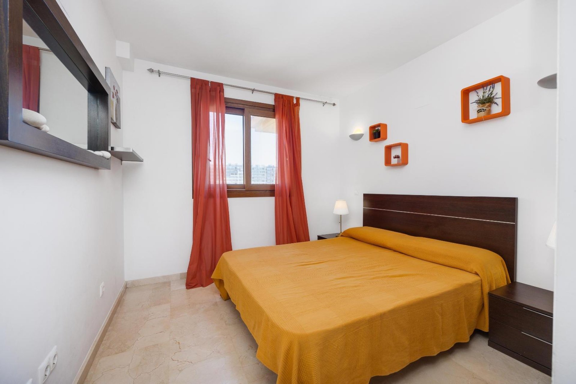 Resale - Apartment -
Torrevieja - Punta Prima