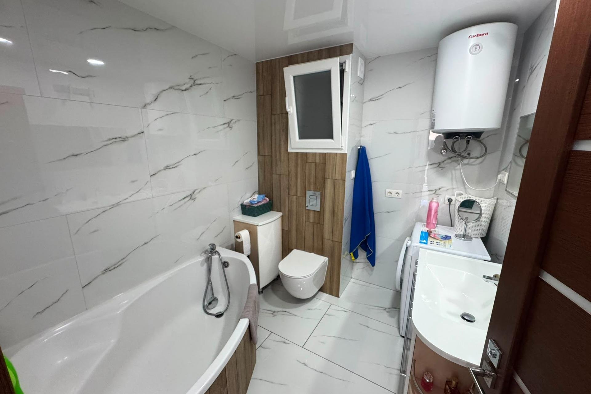 Resale - Apartment -
Torrevieja - Zona Los Frutales