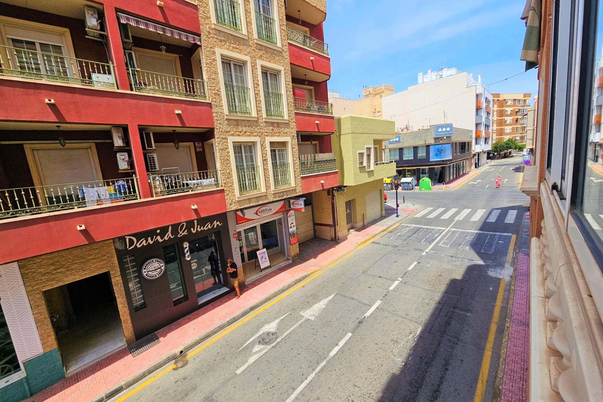 Resale - Apartment -
Torrevieja