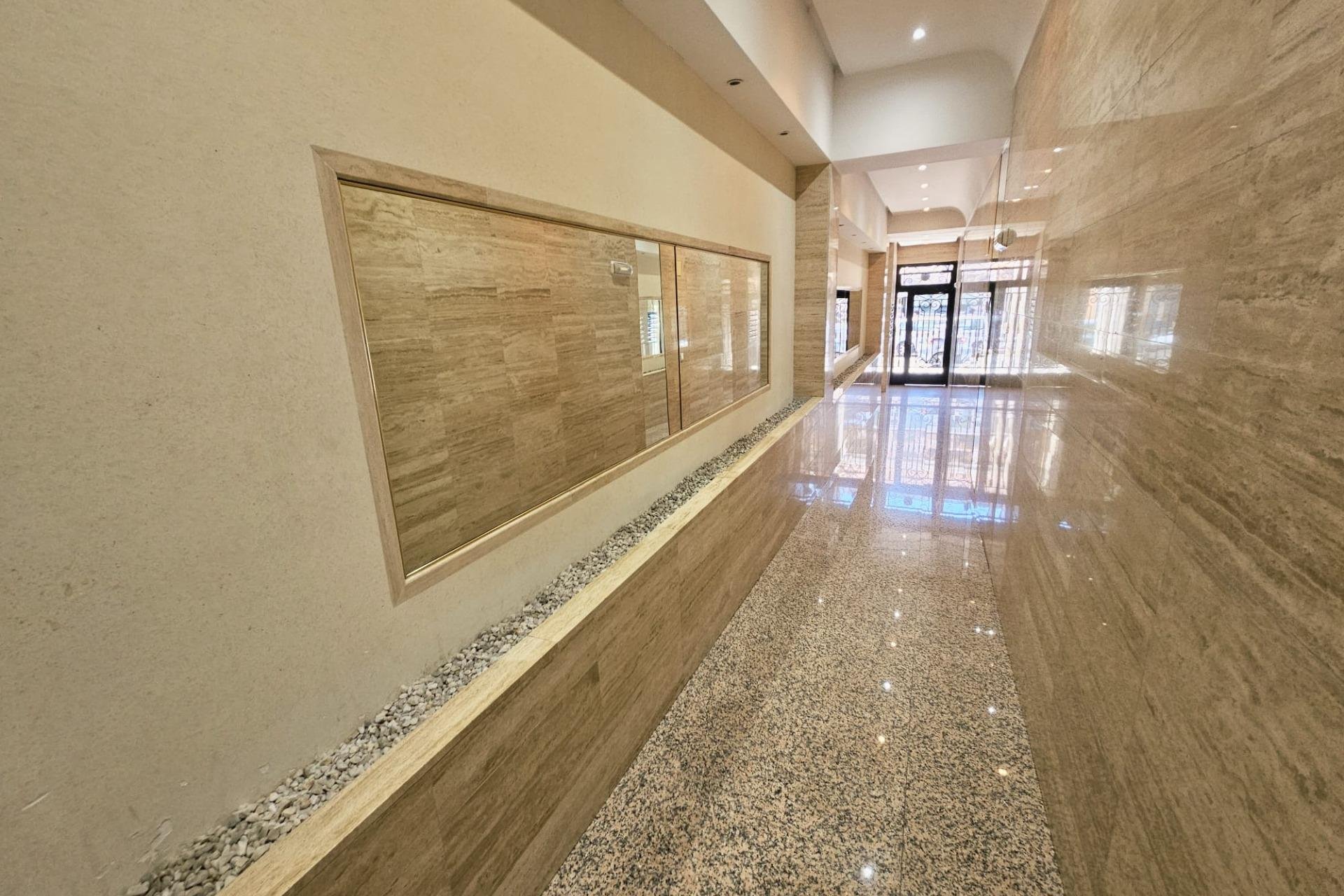 Resale - Apartment -
Torrevieja
