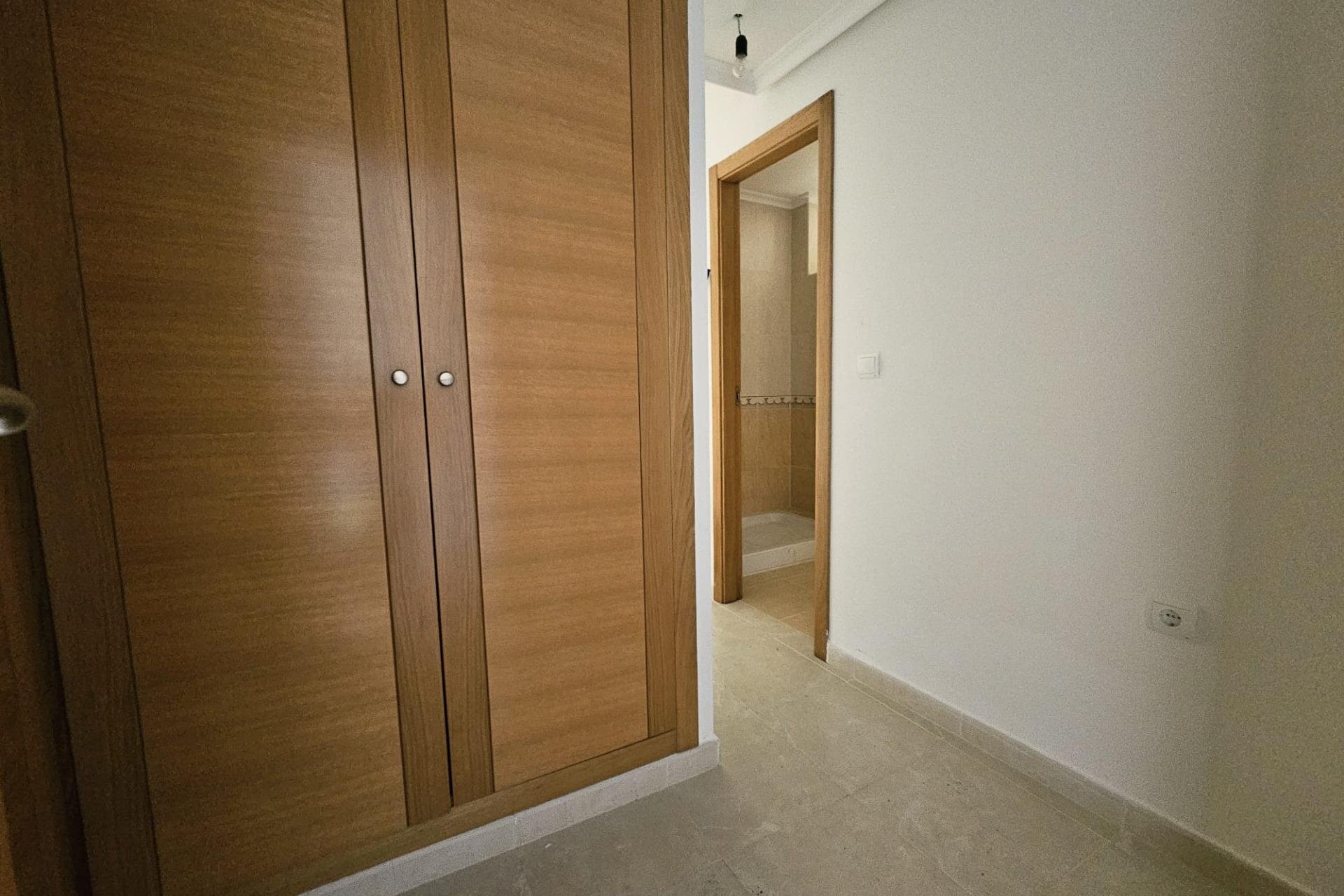 Resale - Apartment -
Torrevieja