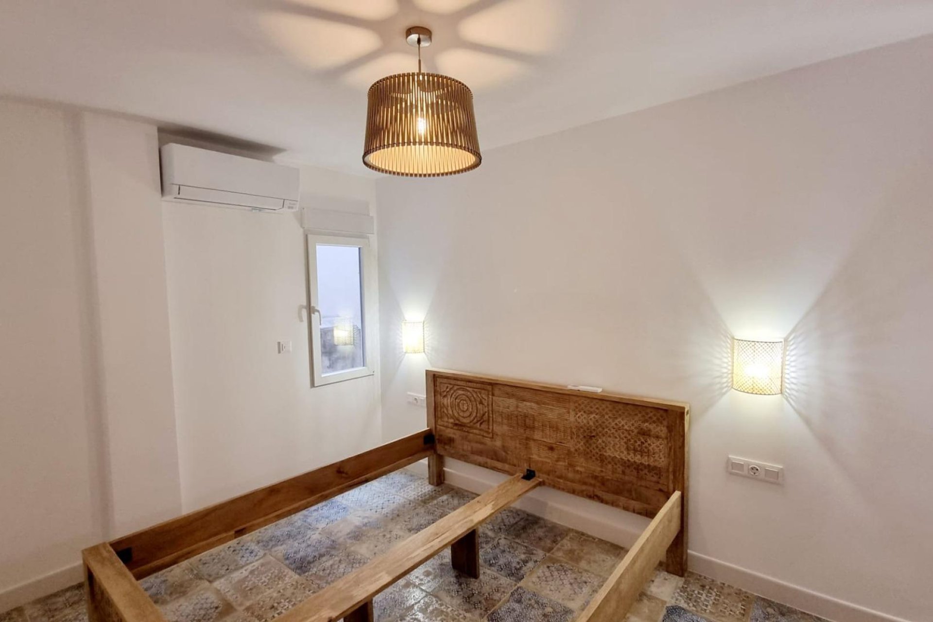 Resale - Apartment -
Torrevieja