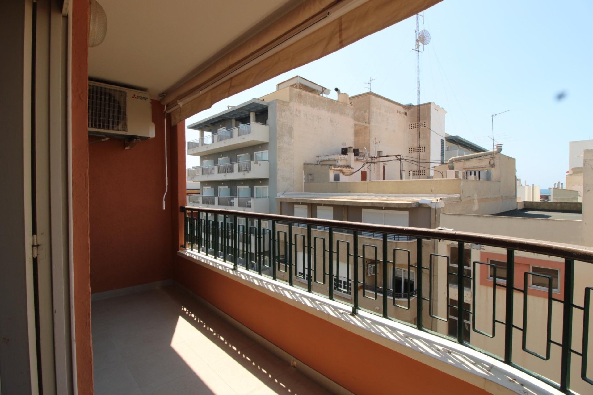 Resale - Apartment -
Torrevieja