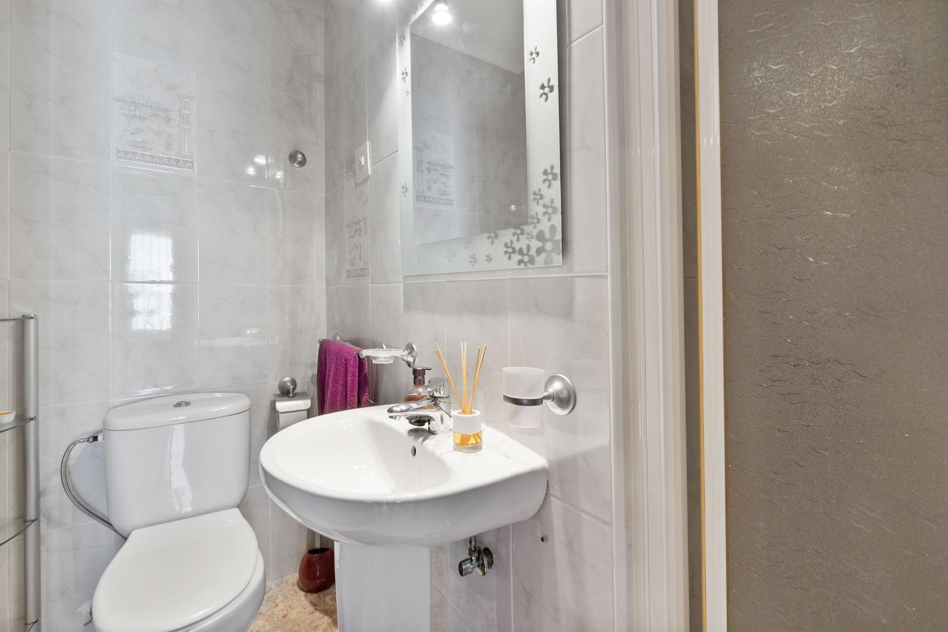 Resale - Apartment -
Torrevieja