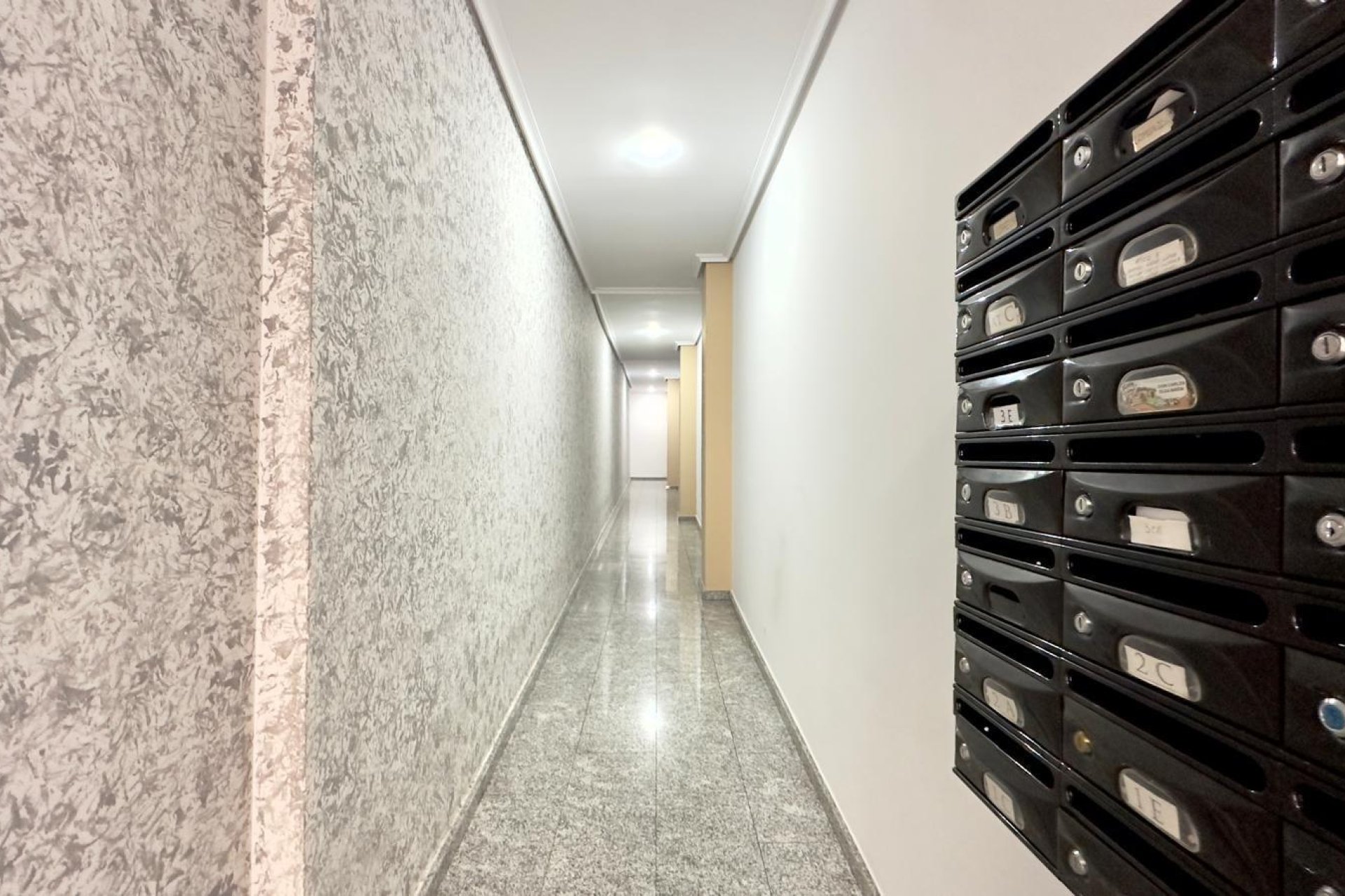 Resale - Apartment -
Torrevieja