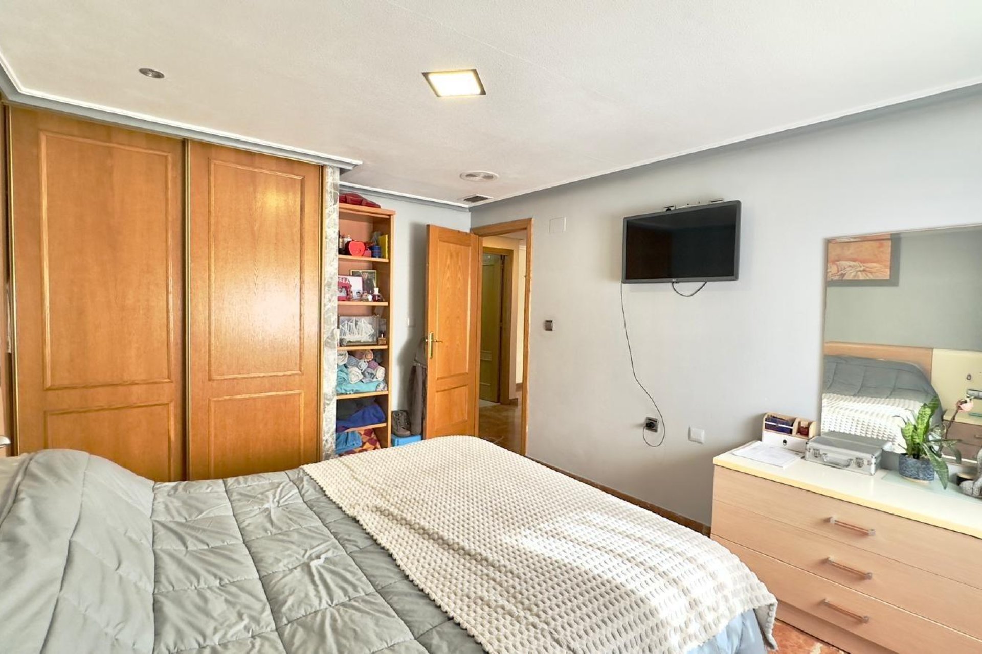 Resale - Apartment -
Torrevieja