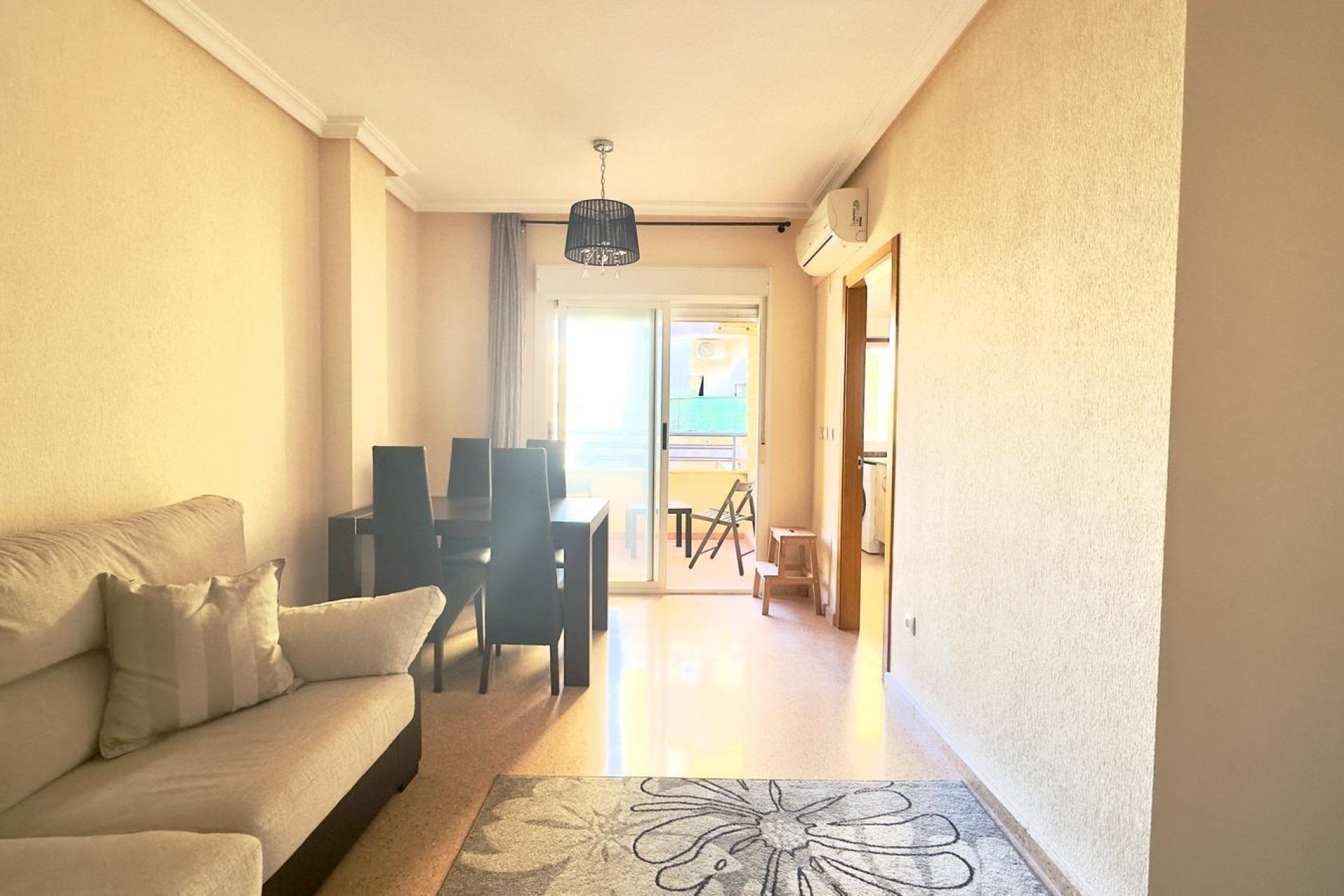 Resale - Apartment -
Torrevieja