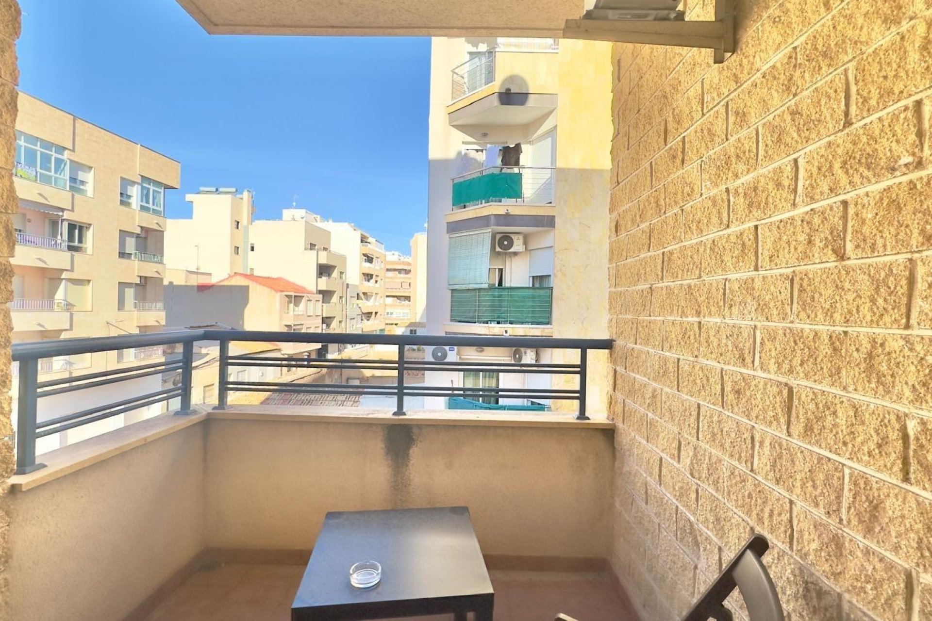 Resale - Apartment -
Torrevieja