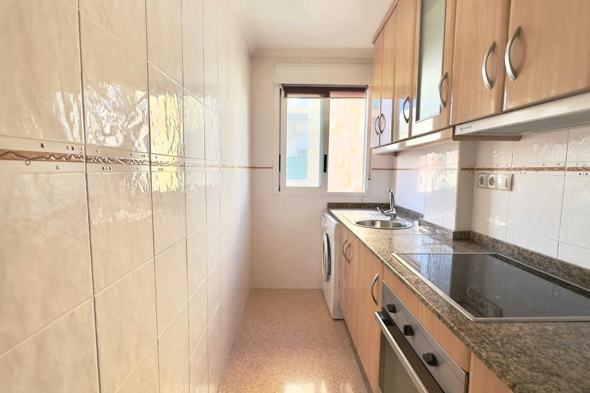 Resale - Apartment -
Torrevieja