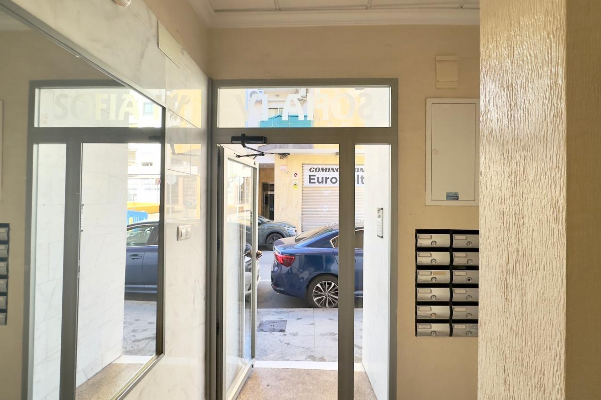 Resale - Apartment -
Torrevieja