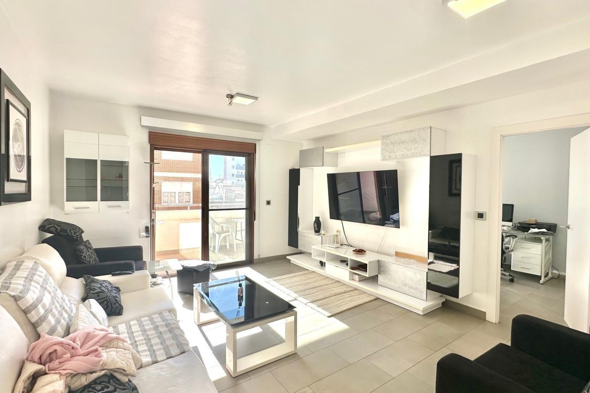 Resale - Apartment -
Torrevieja