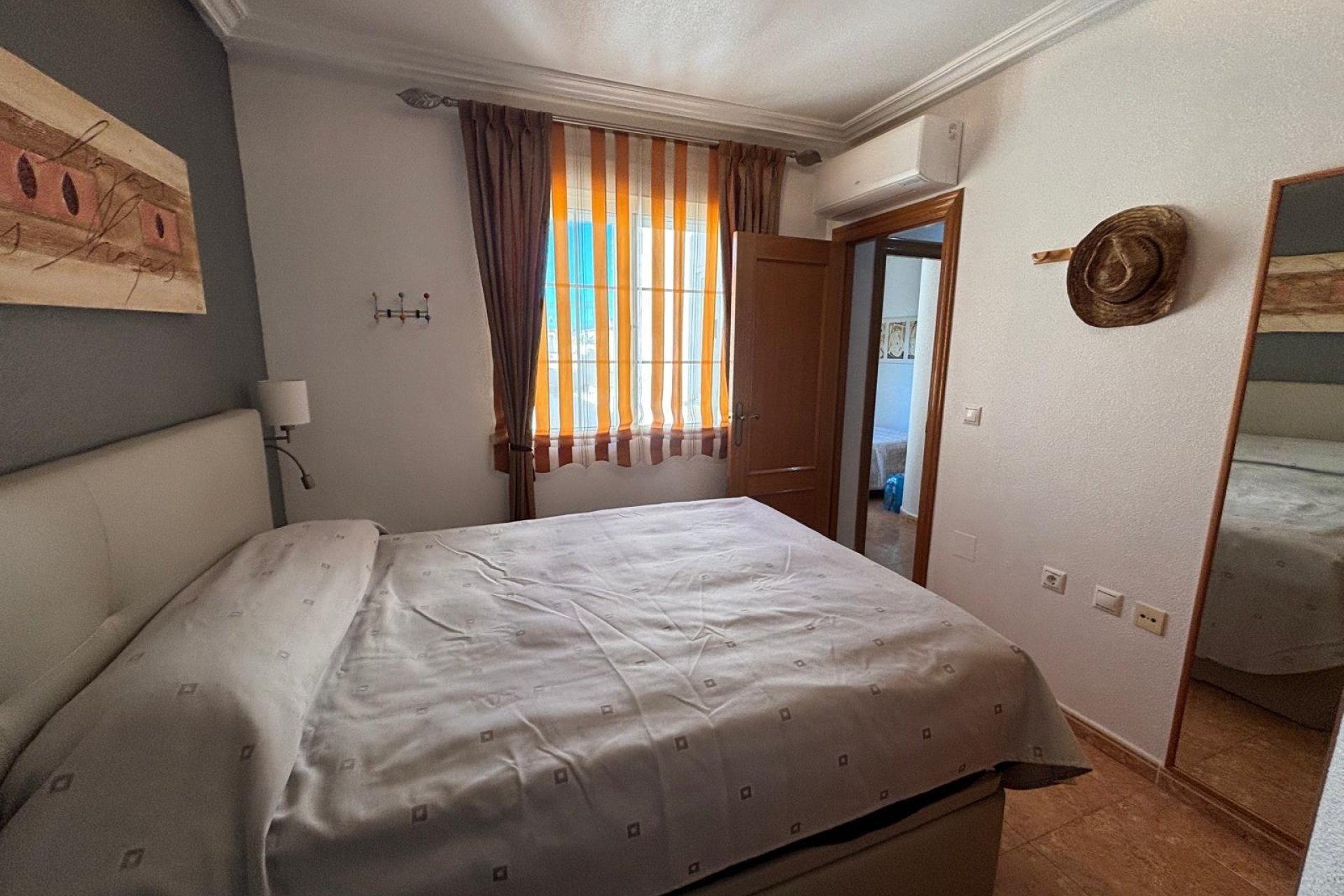 Resale - Apartment -
Torrevieja