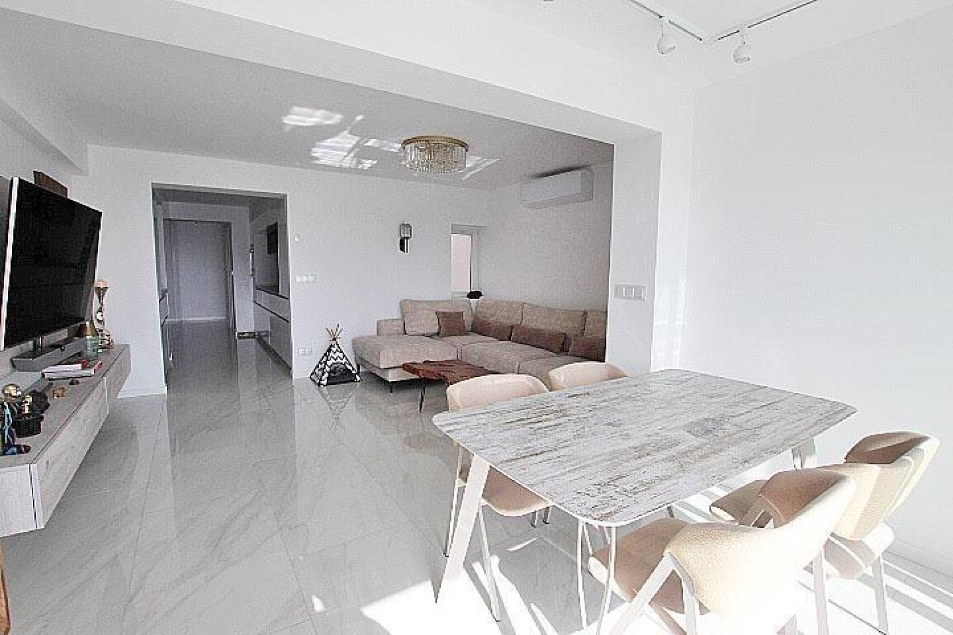 Resale - Apartment -
Torrevieja