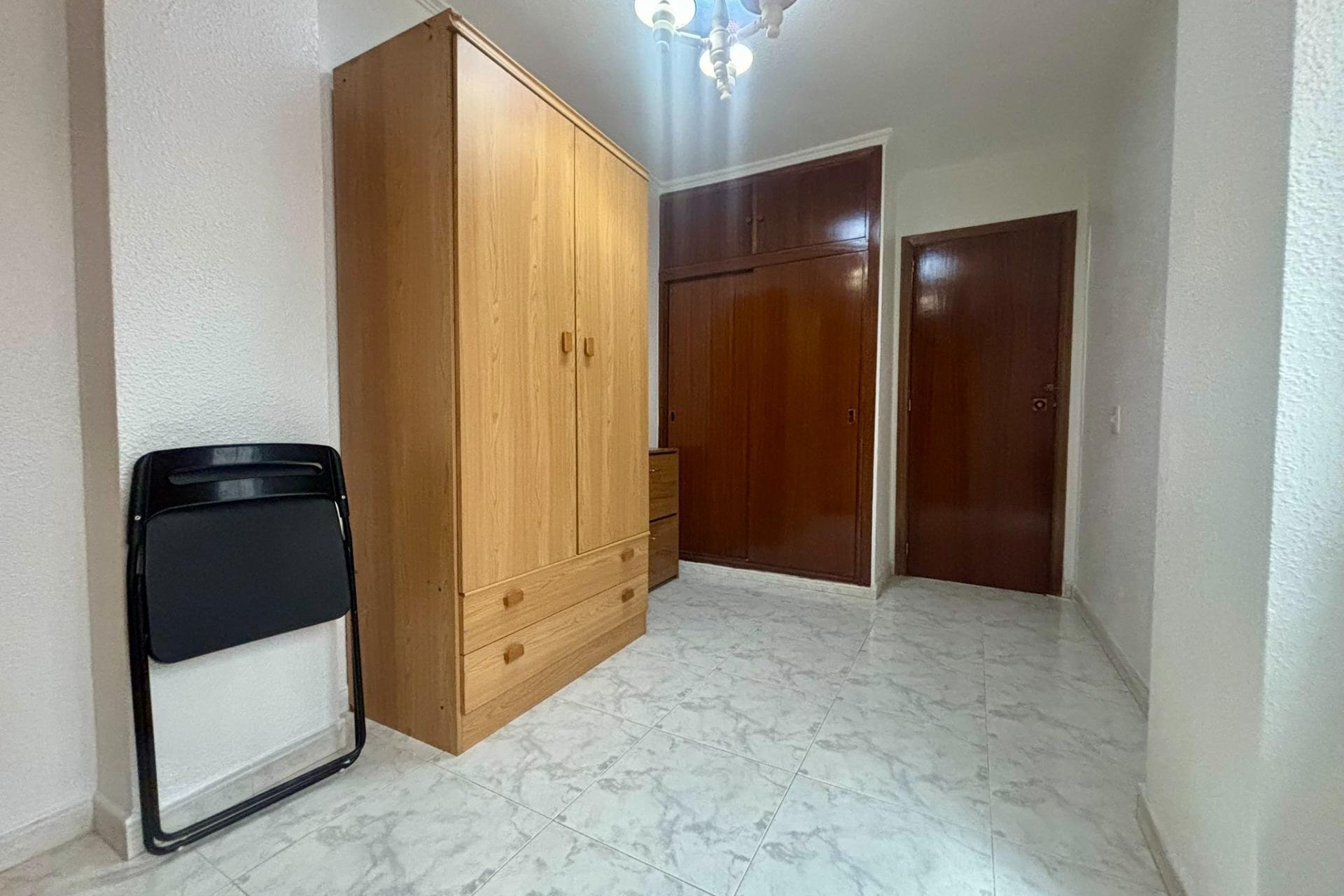 Resale - Apartment -
Torrevieja