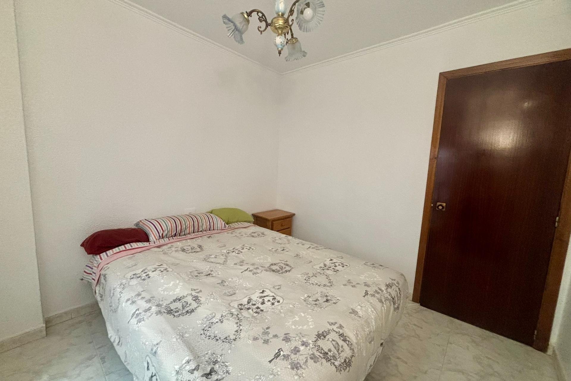 Resale - Apartment -
Torrevieja