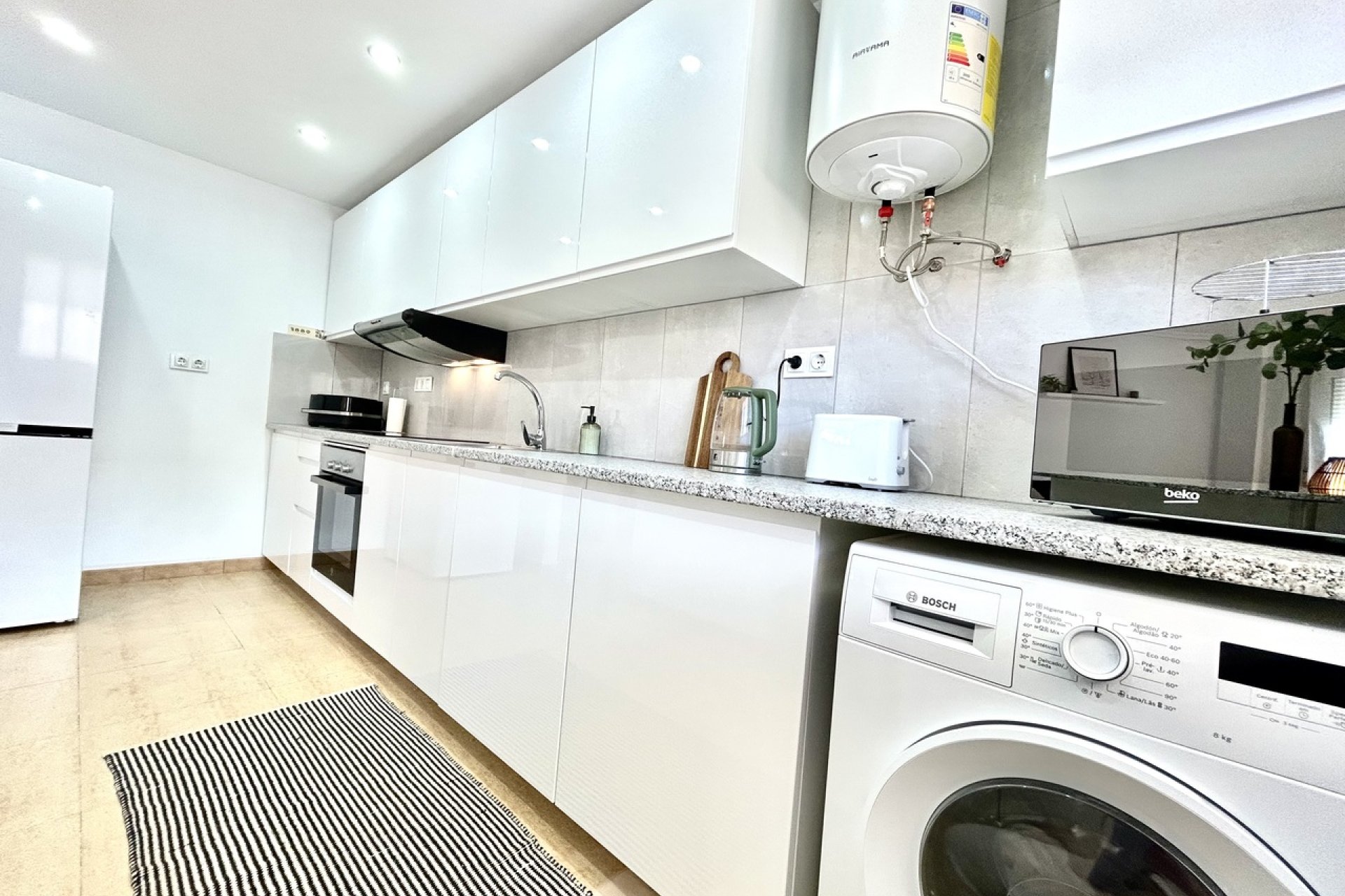 Resale - Apartment -
Villamartin - Costa Blanca