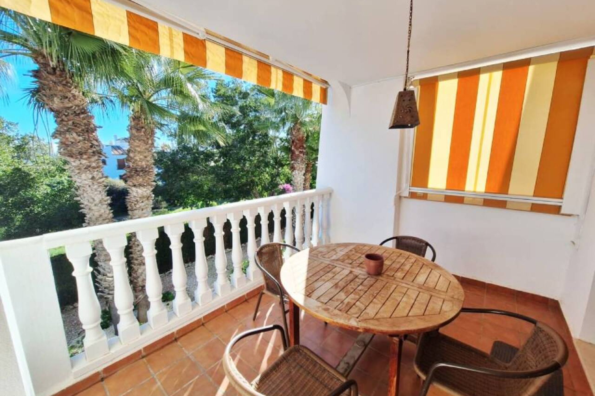 Resale - Apartment -
Villamartin - Costa Blanca
