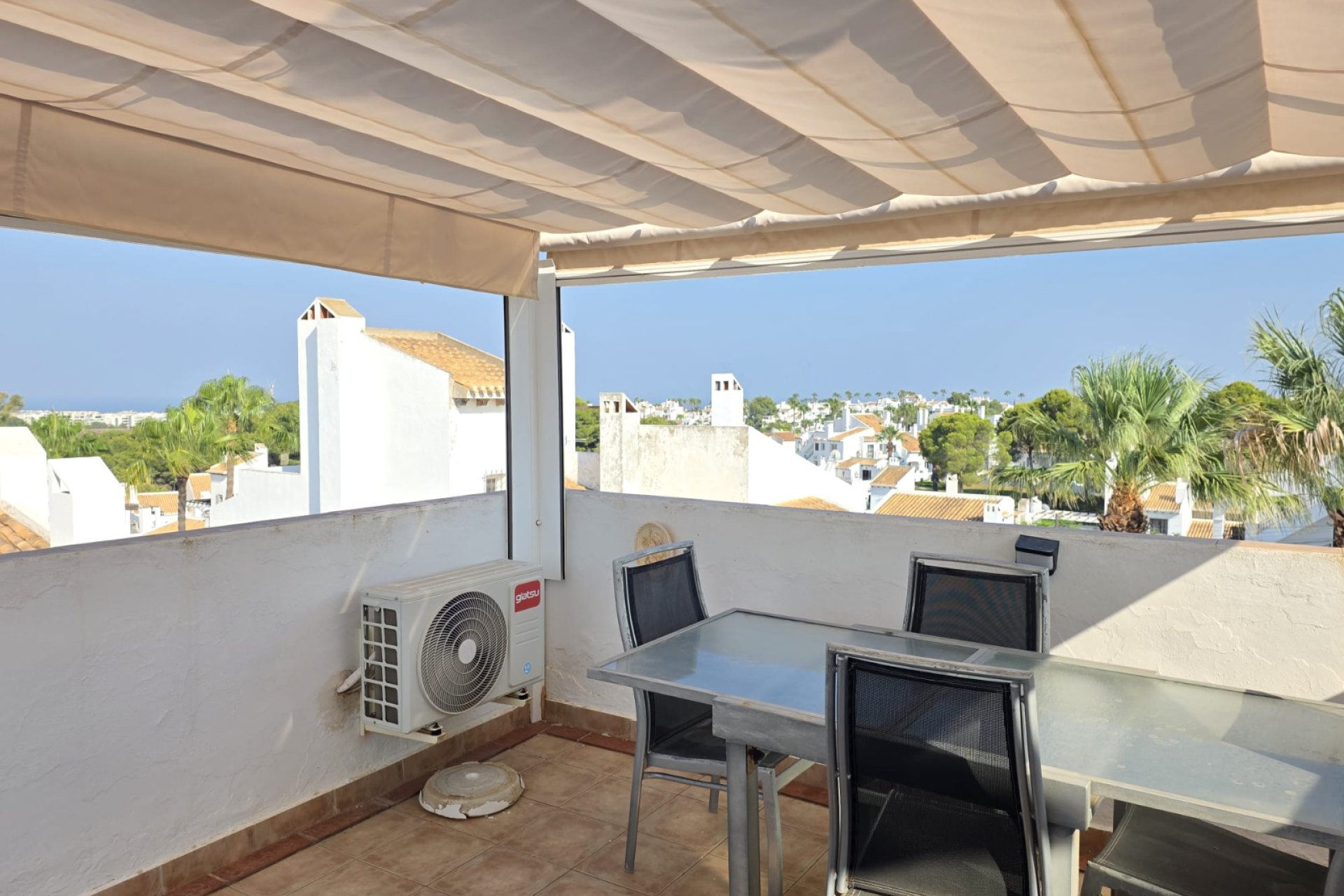 Resale - Apartment -
Villamartin - Costa Blanca
